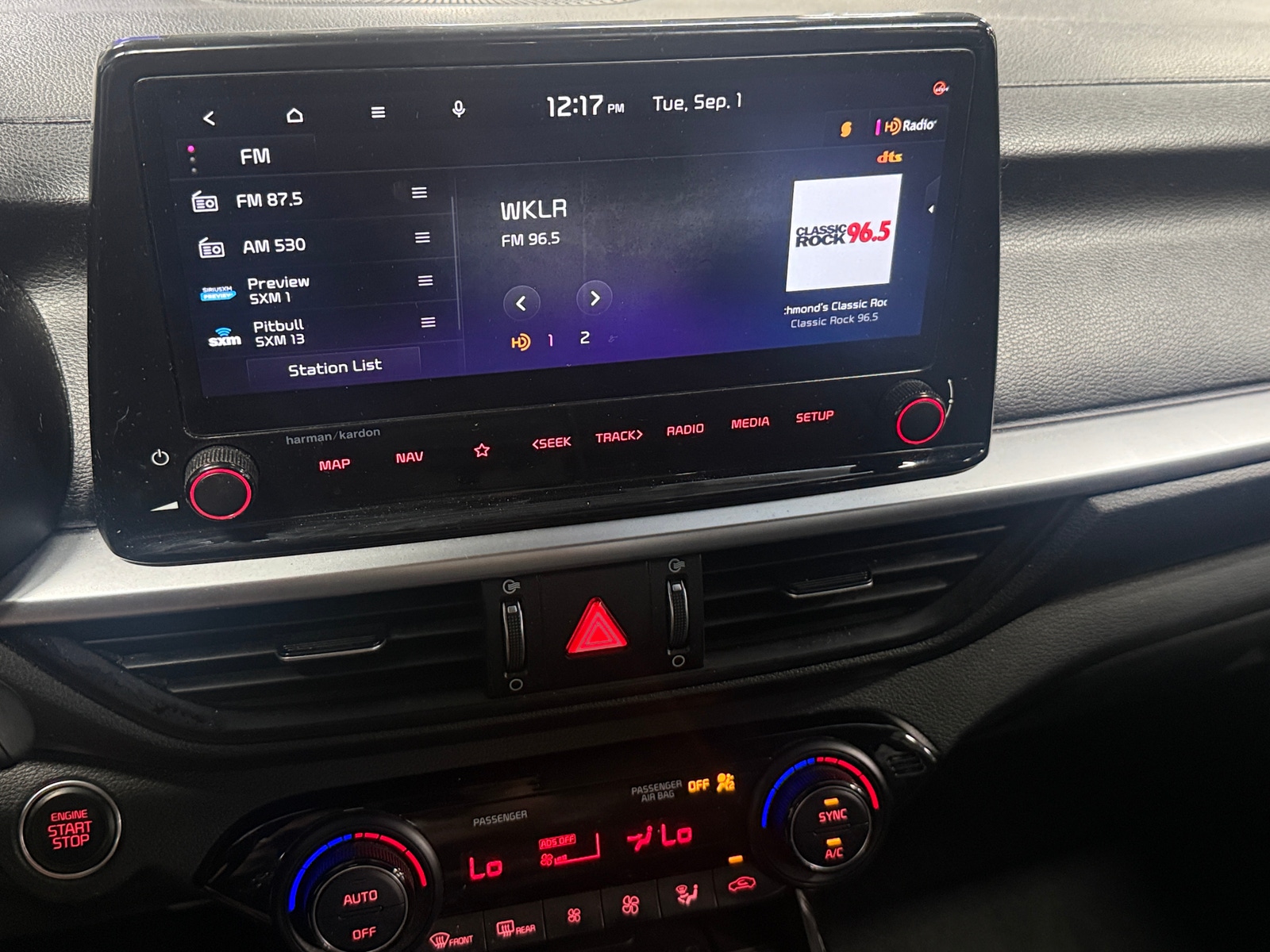 Thumbnail: 2024 Kia Forte - 3