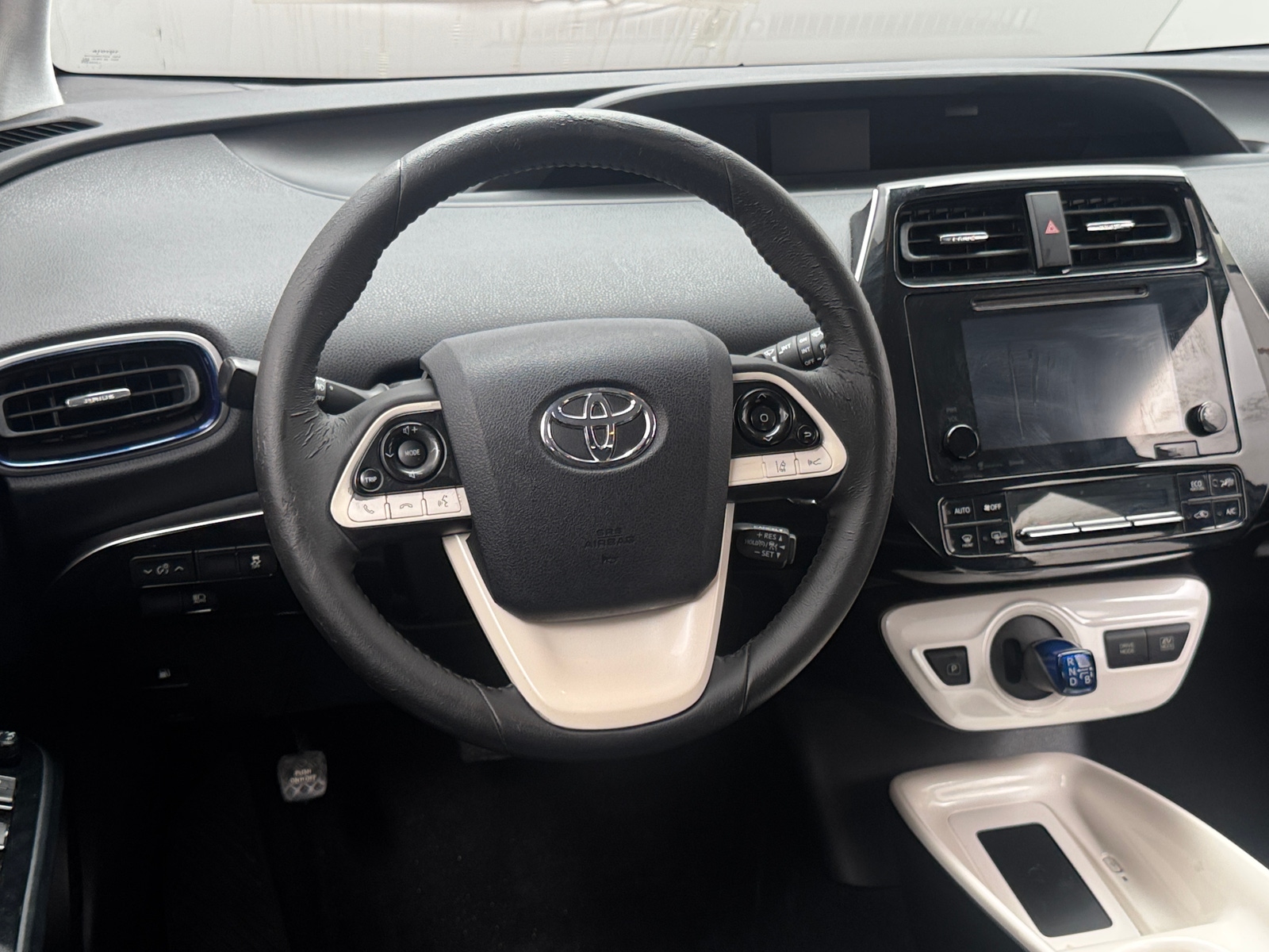 Thumbnail: 2016 Toyota Prius - 5