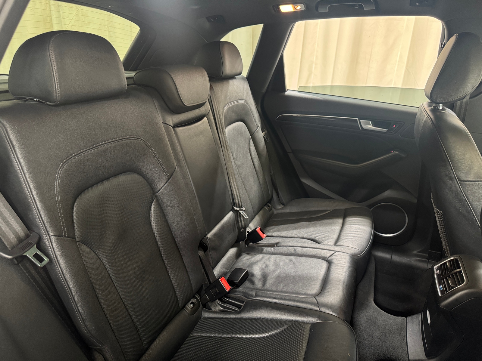 Thumbnail: 2017 Audi SQ5 - 6
