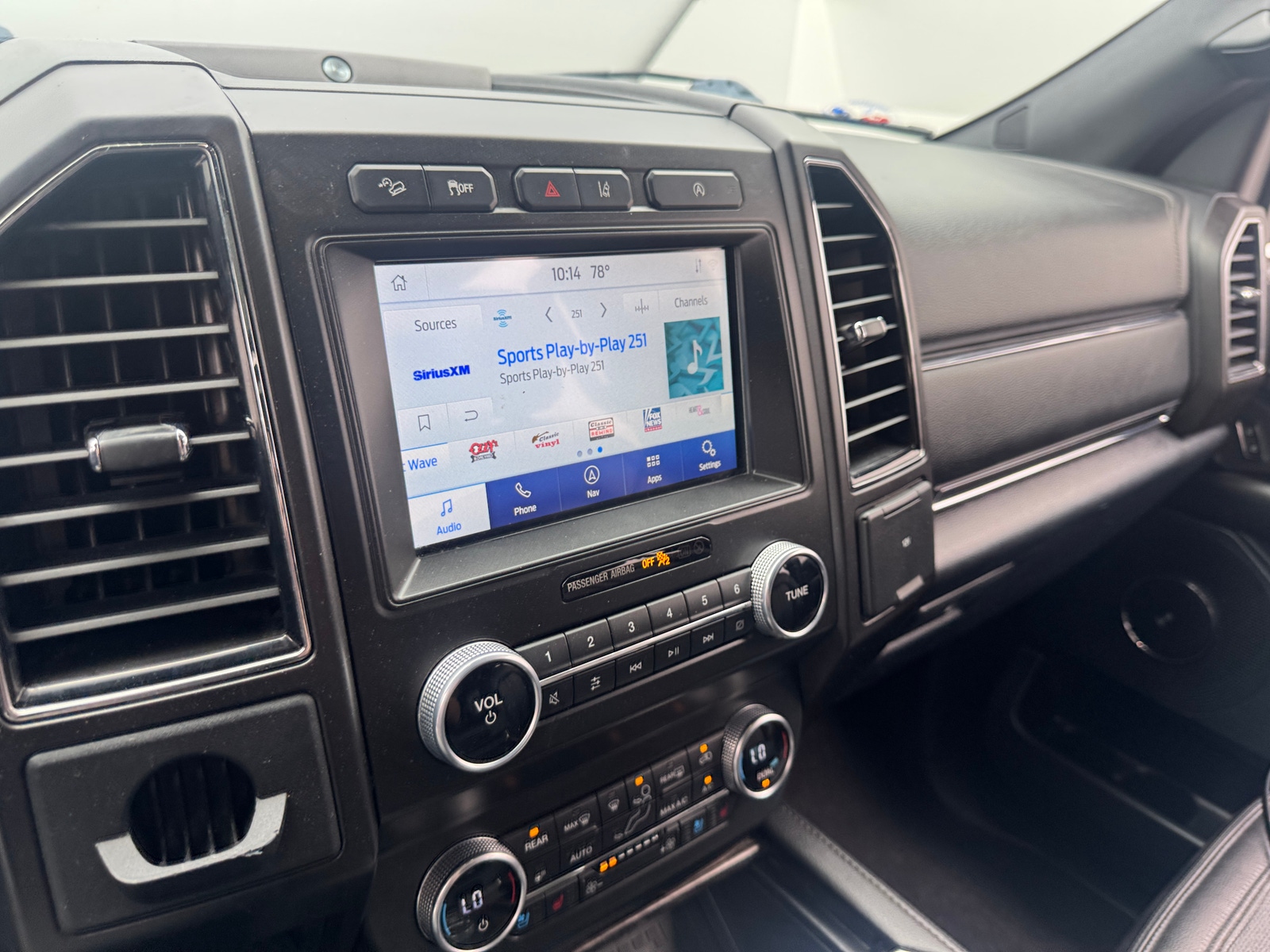 Thumbnail: 2021 Ford Expedition - 3