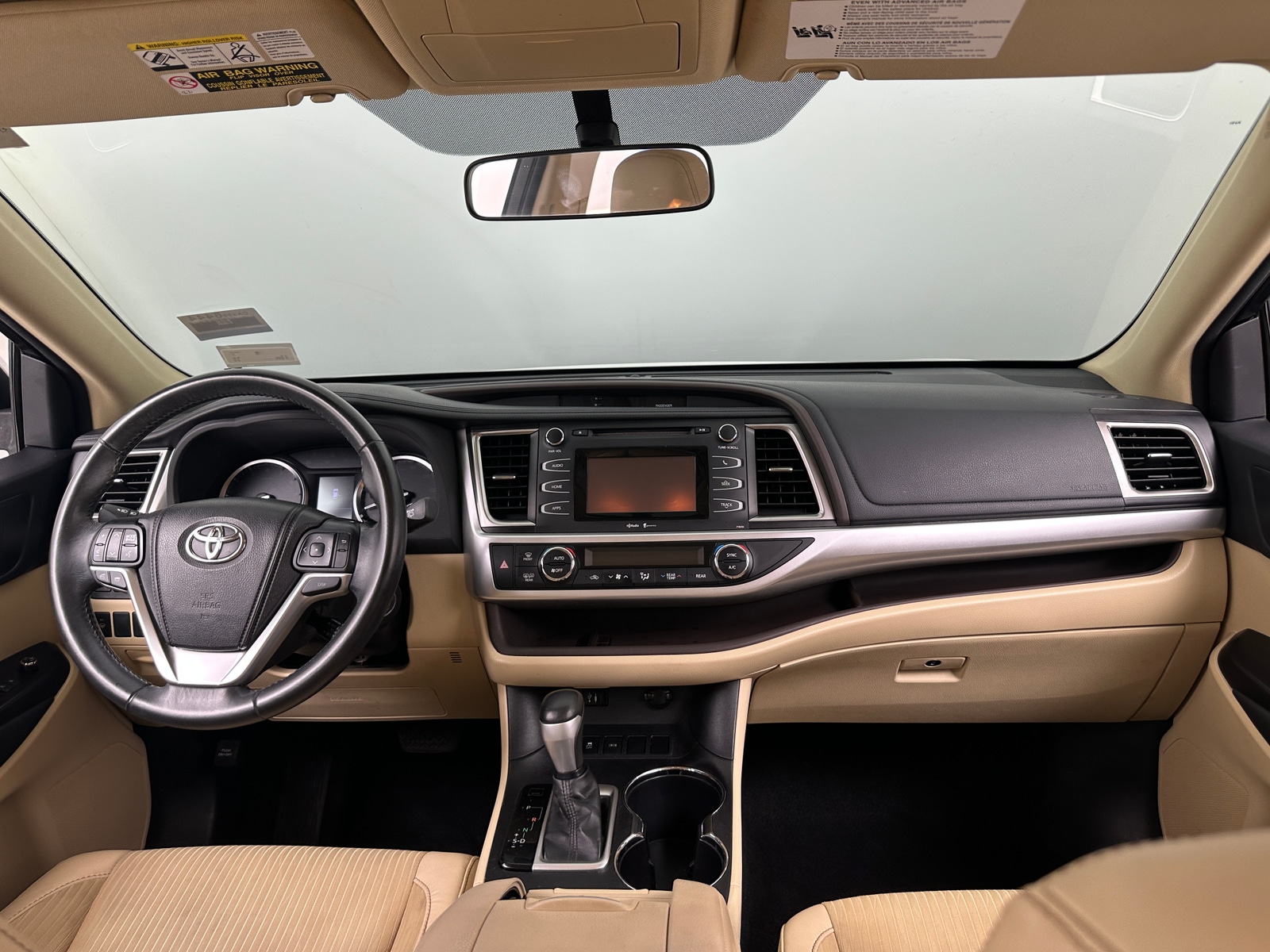 Thumbnail: 2014 Toyota Highlander - 3