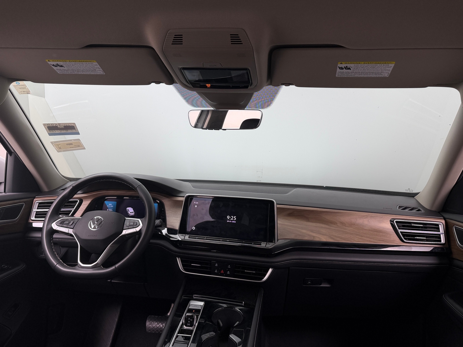 Thumbnail: 2026 Volkswagen Atlas - 3