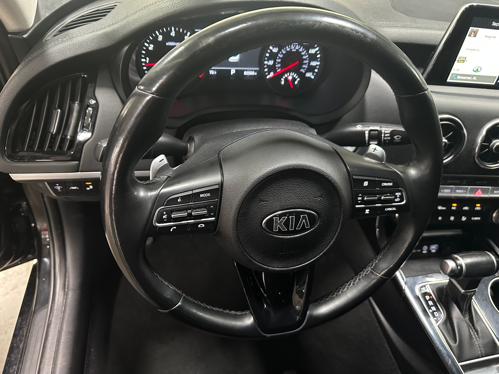 Thumbnail: 2018 Kia Stinger - 4