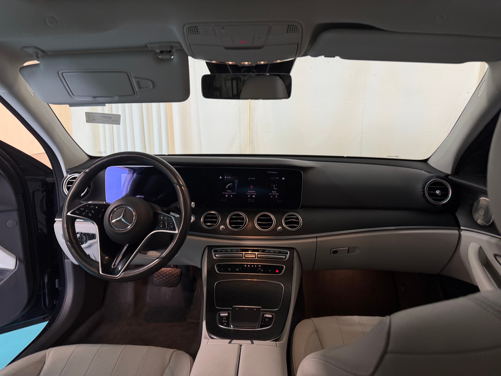 Thumbnail: 2022 Mercedes-Benz E-Class - 2