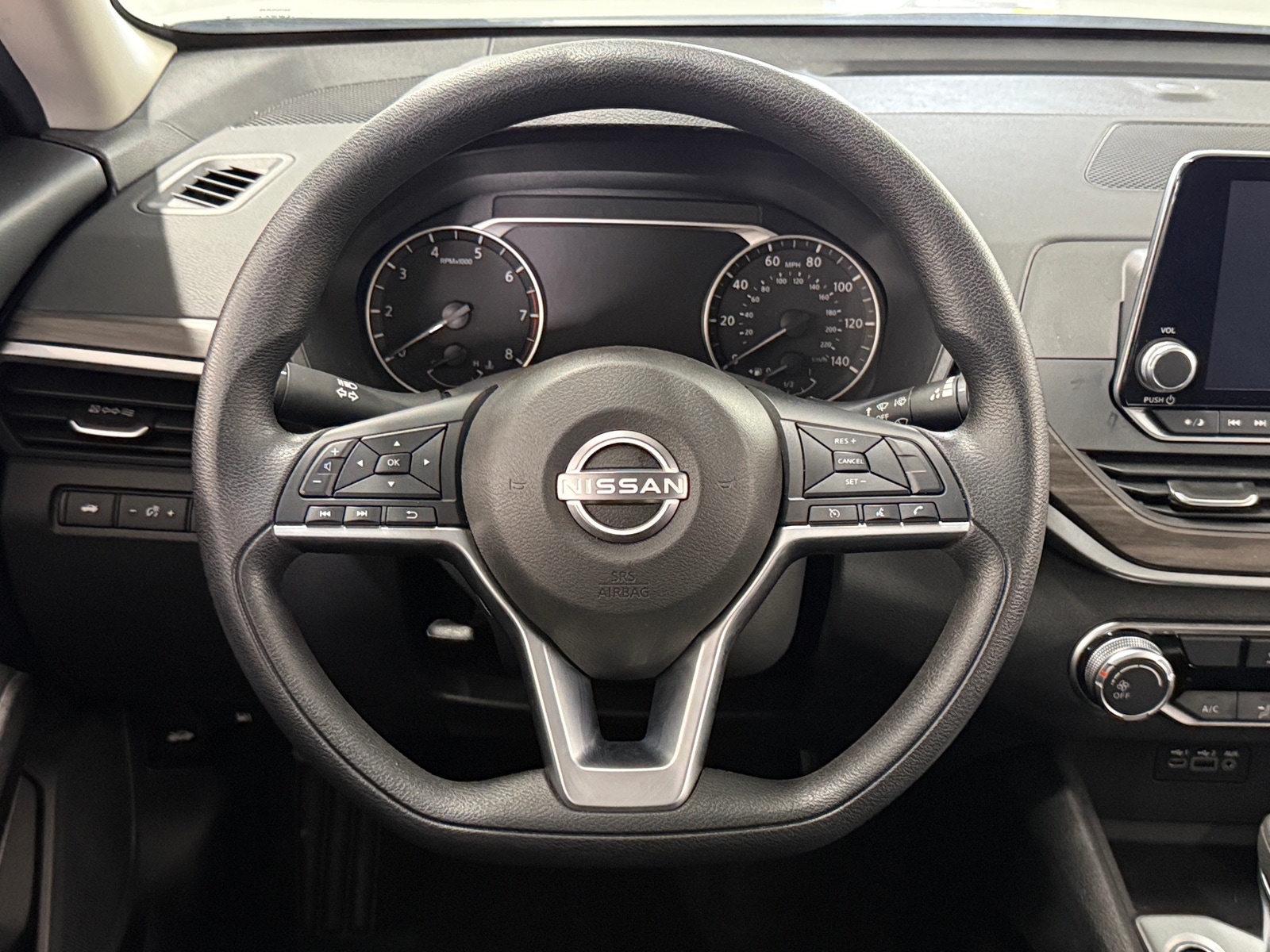 Thumbnail: 2025 Nissan Altima - 5