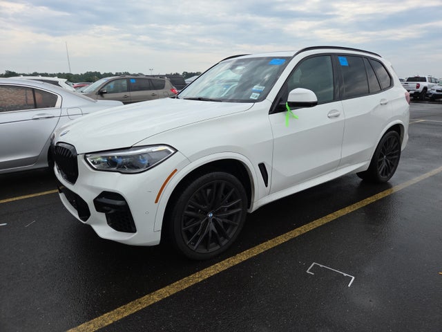2022 BMW X5 M50i
