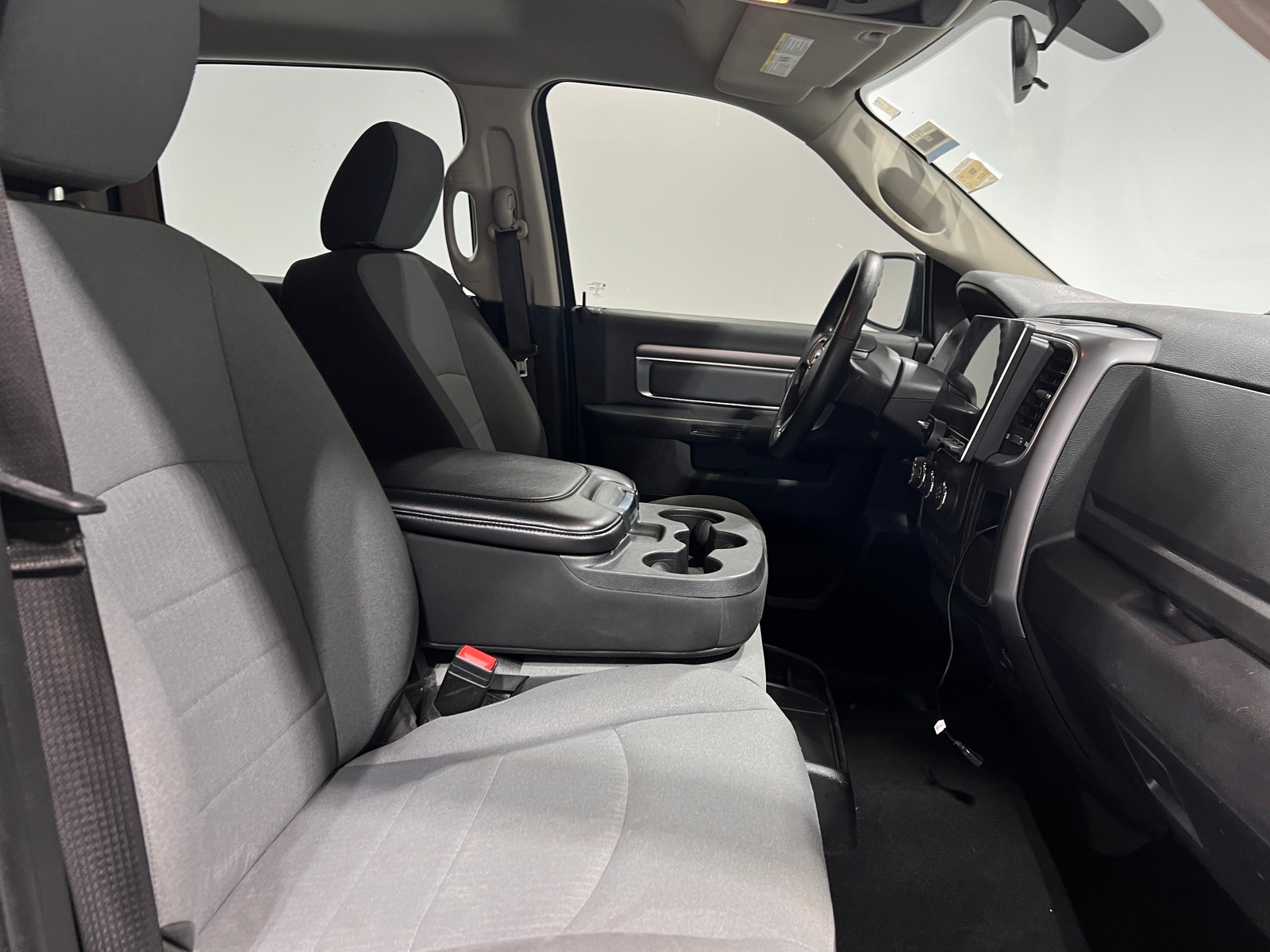 Thumbnail: 2021 RAM 1500 Classic - 2