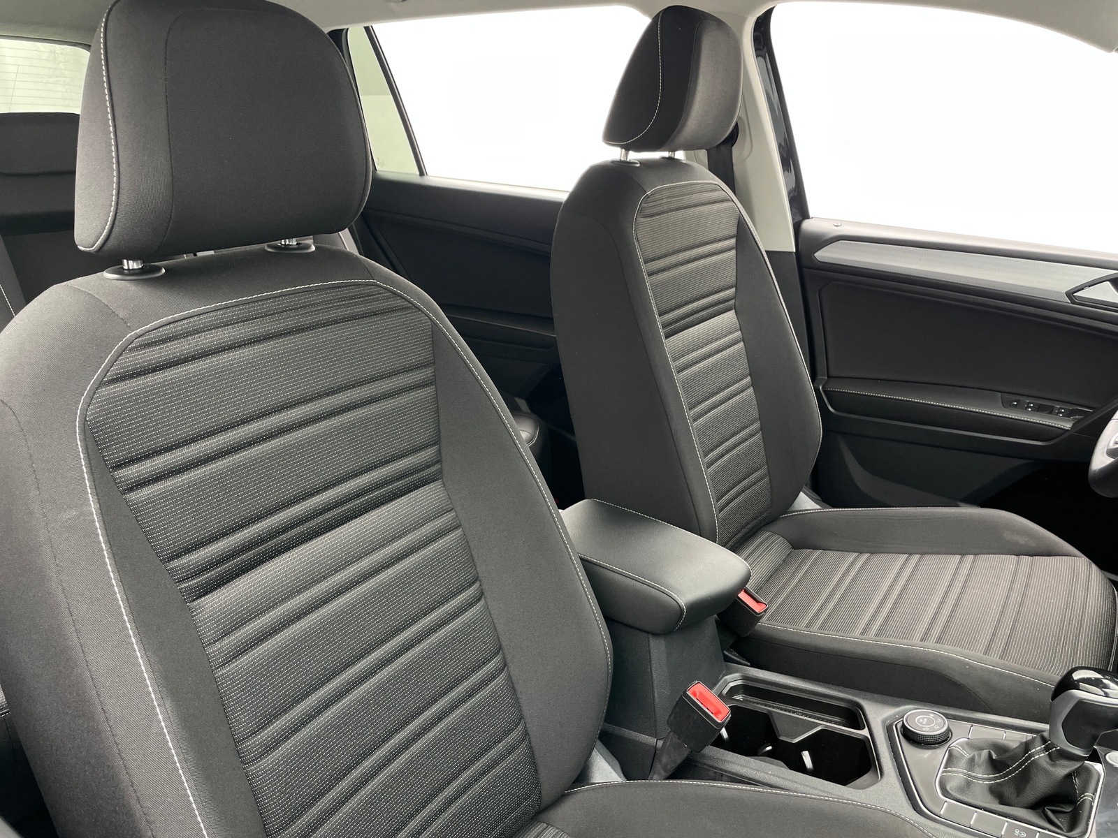 Thumbnail: 2024 Volkswagen Tiguan - 2