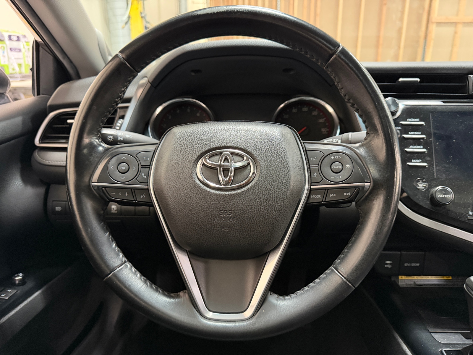 Thumbnail: 2019 Toyota Camry - 4