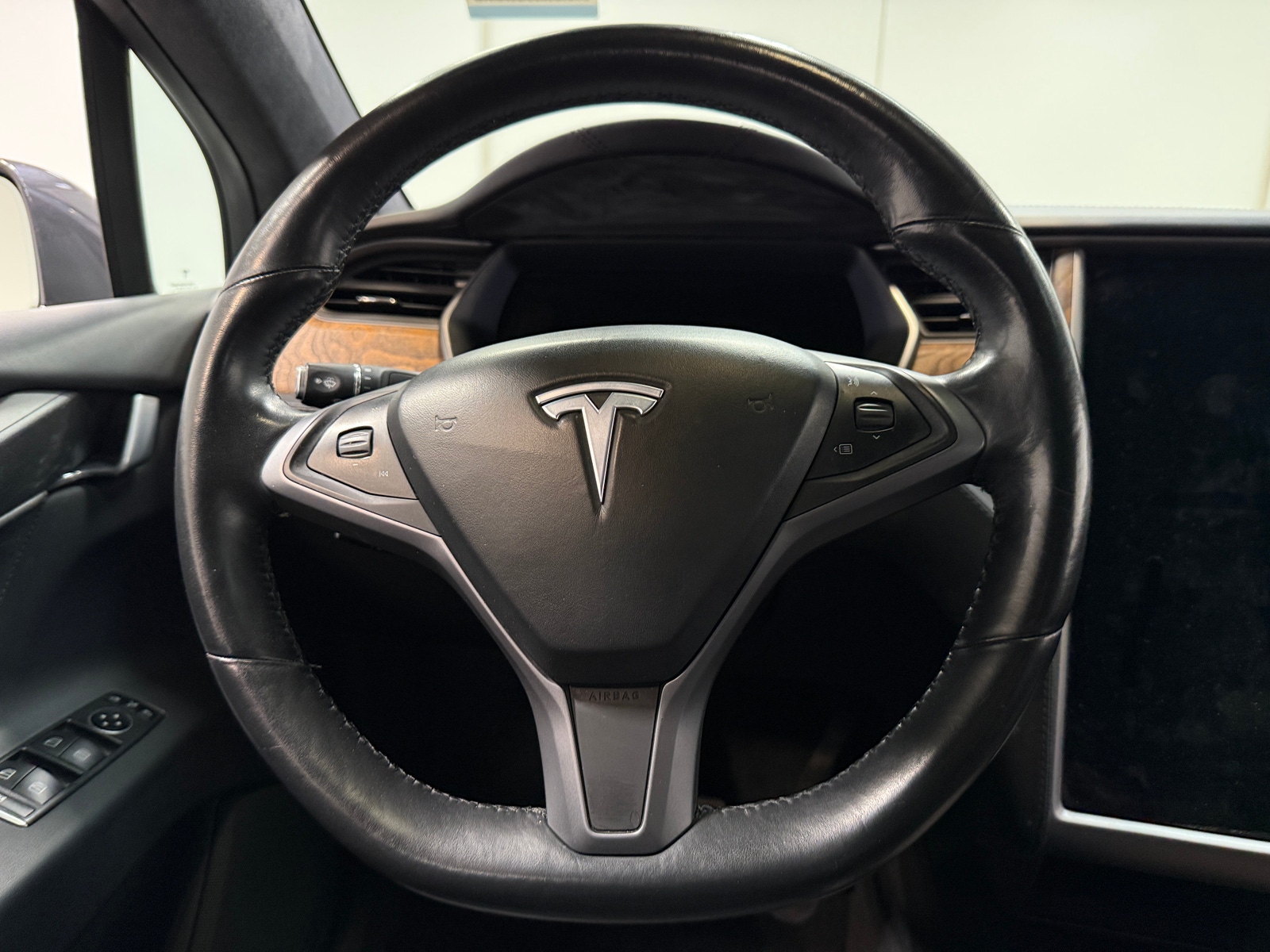 Thumbnail: 2019 Tesla Model X - 4