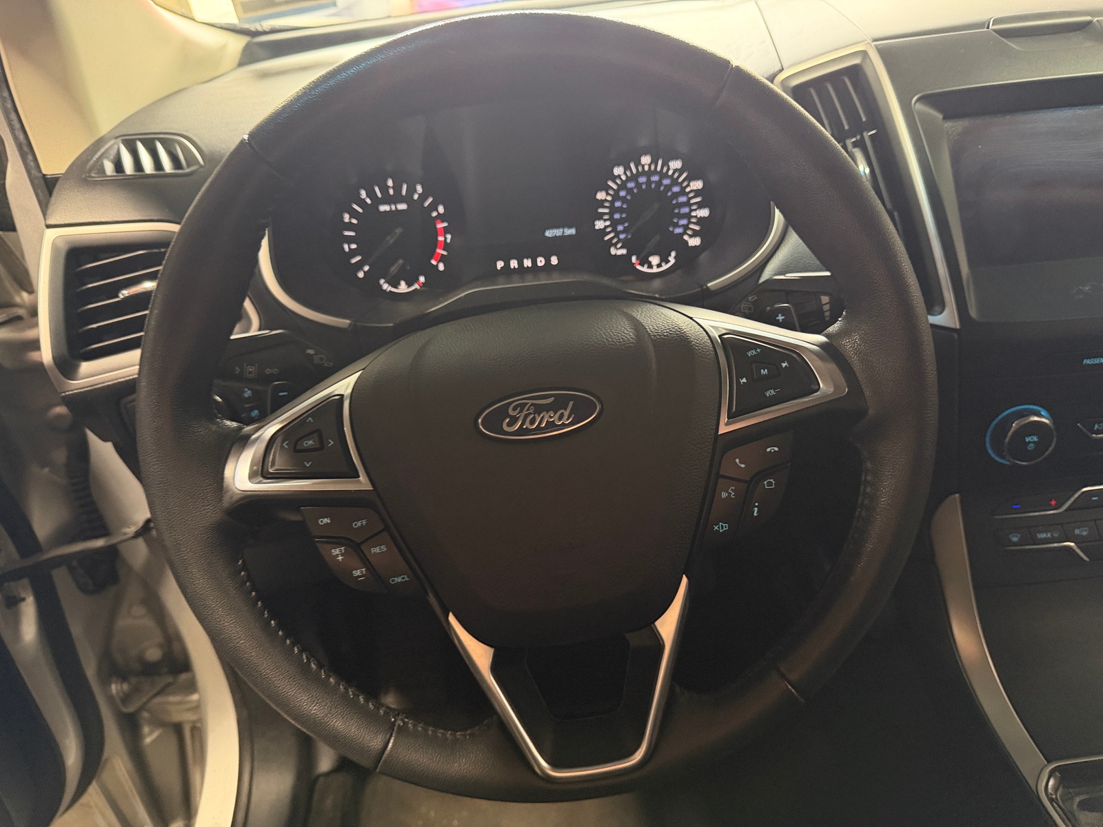 Thumbnail: 2019 Ford Edge - 5