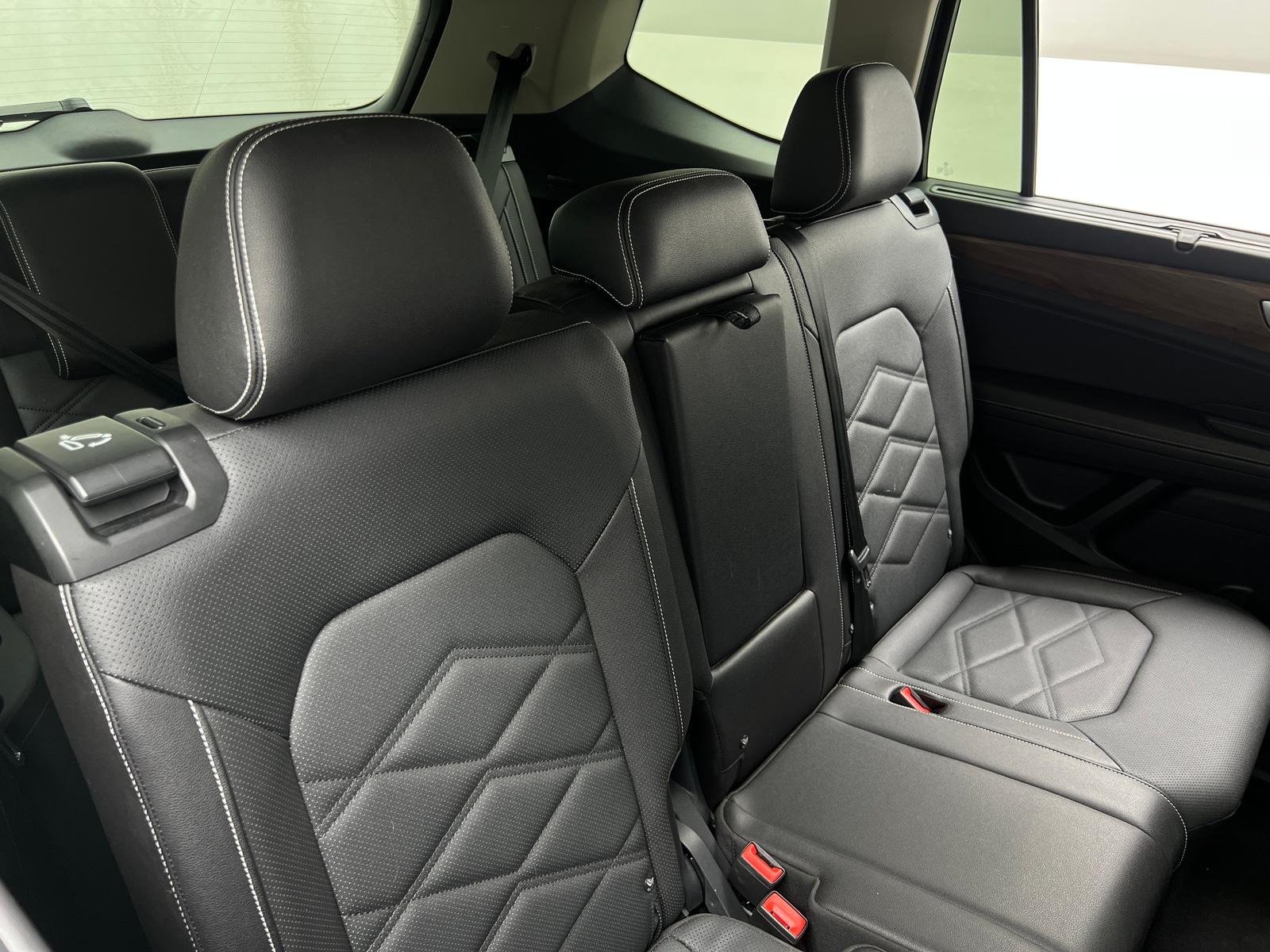 Thumbnail: 2026 Volkswagen Atlas - 5
