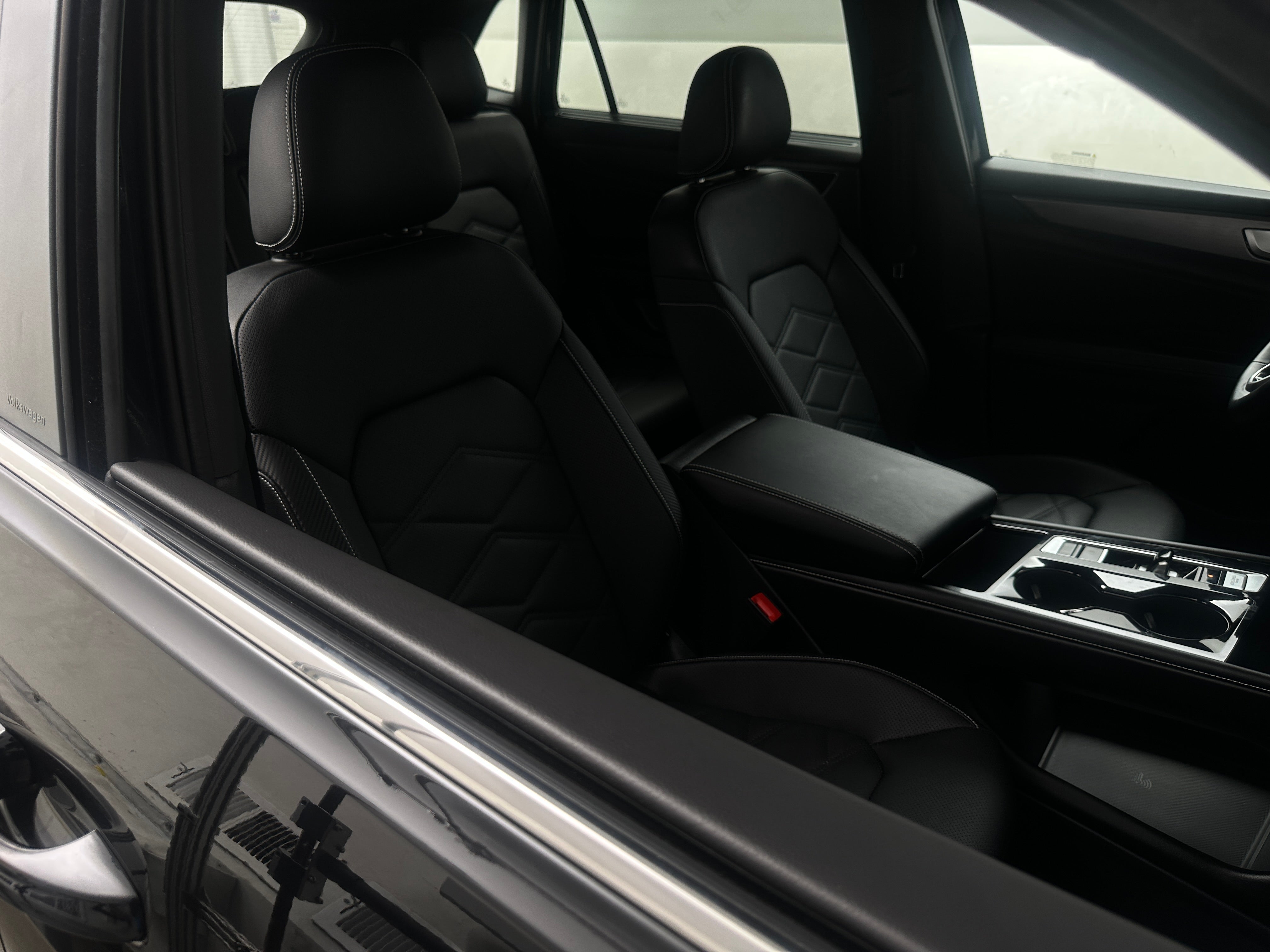 2026 Volkswagen Atlas Cross Sport SE w/Tech