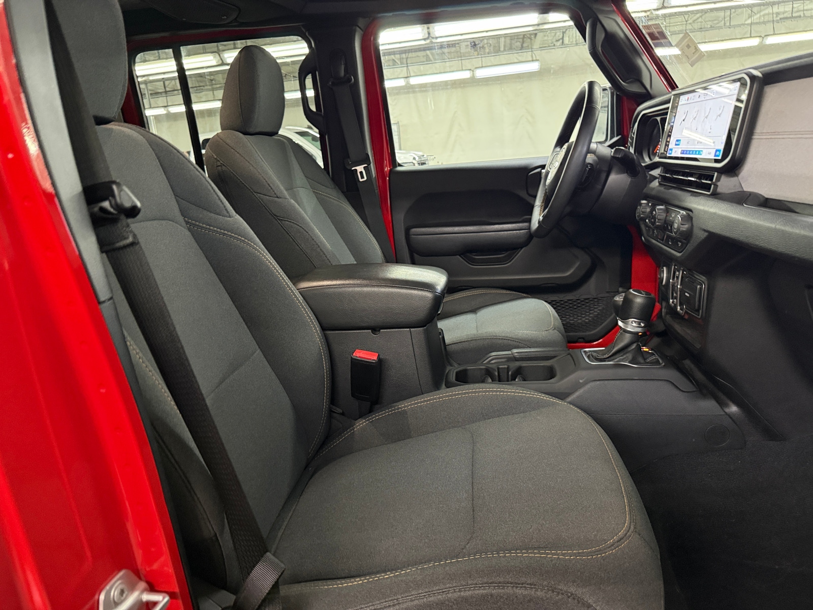 Thumbnail: 2024 Jeep Gladiator - 2