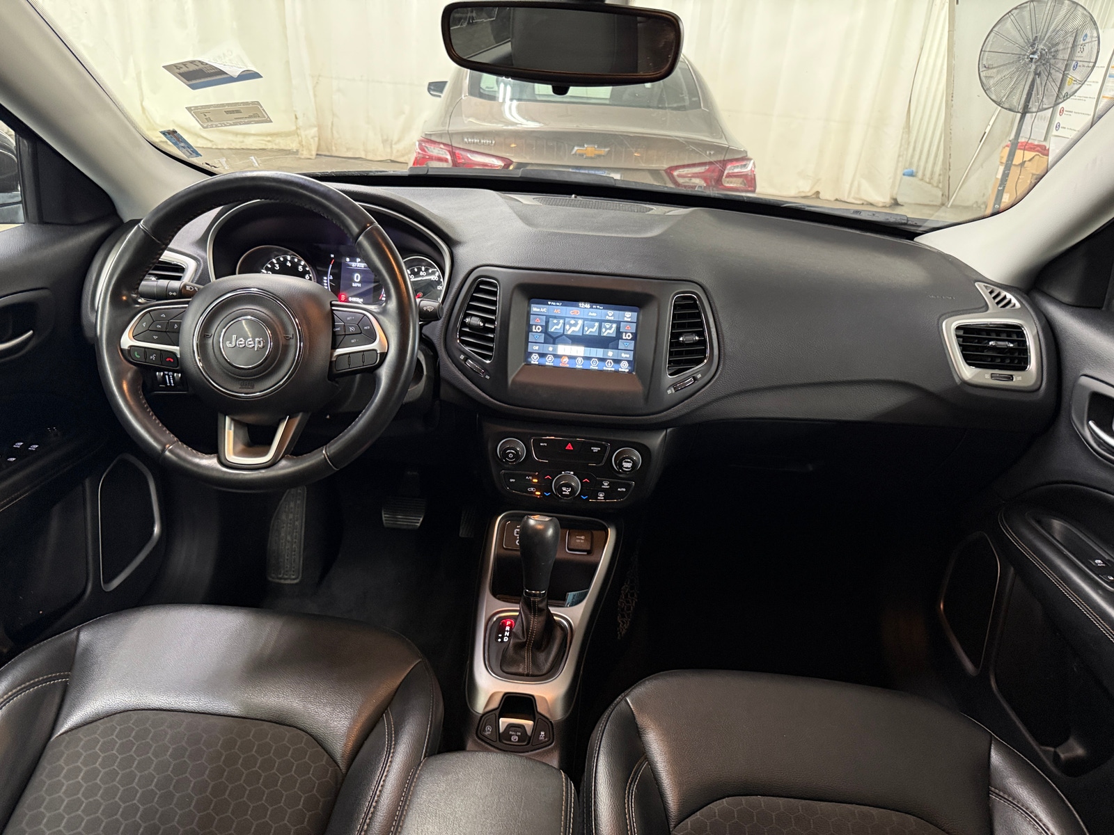 Thumbnail: 2019 Jeep Compass - 3
