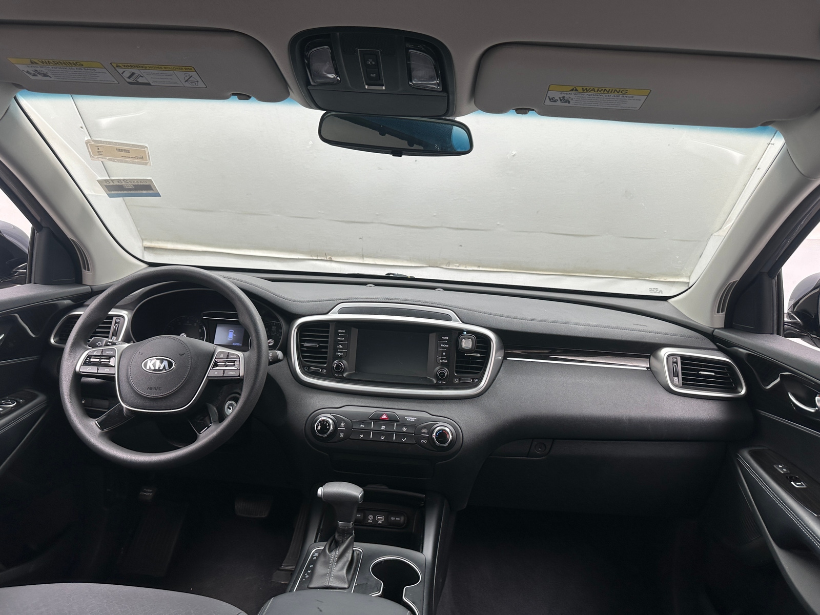 Thumbnail: 2020 Kia Sorento - 3