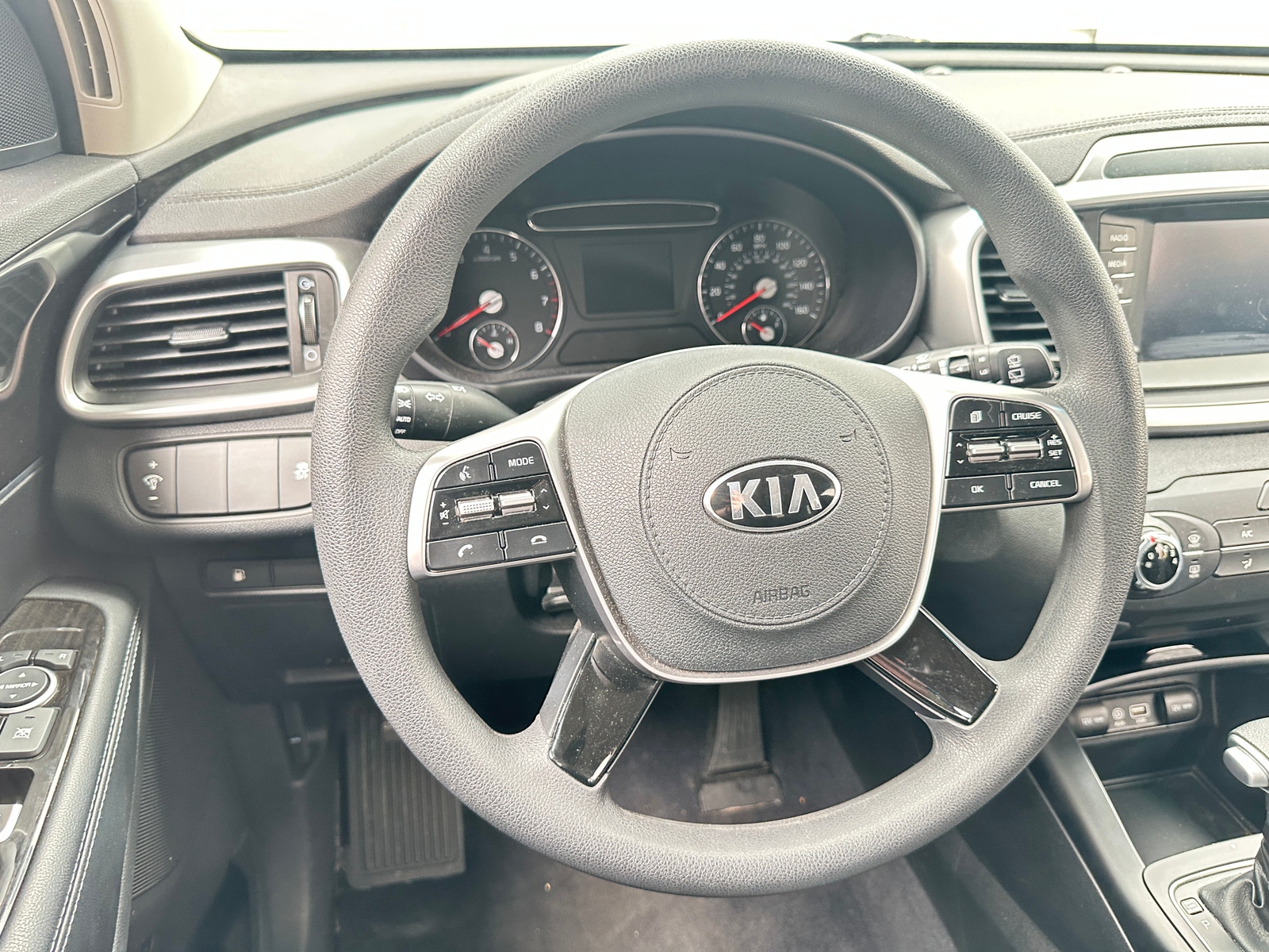 Thumbnail: 2020 Kia Sorento - 5