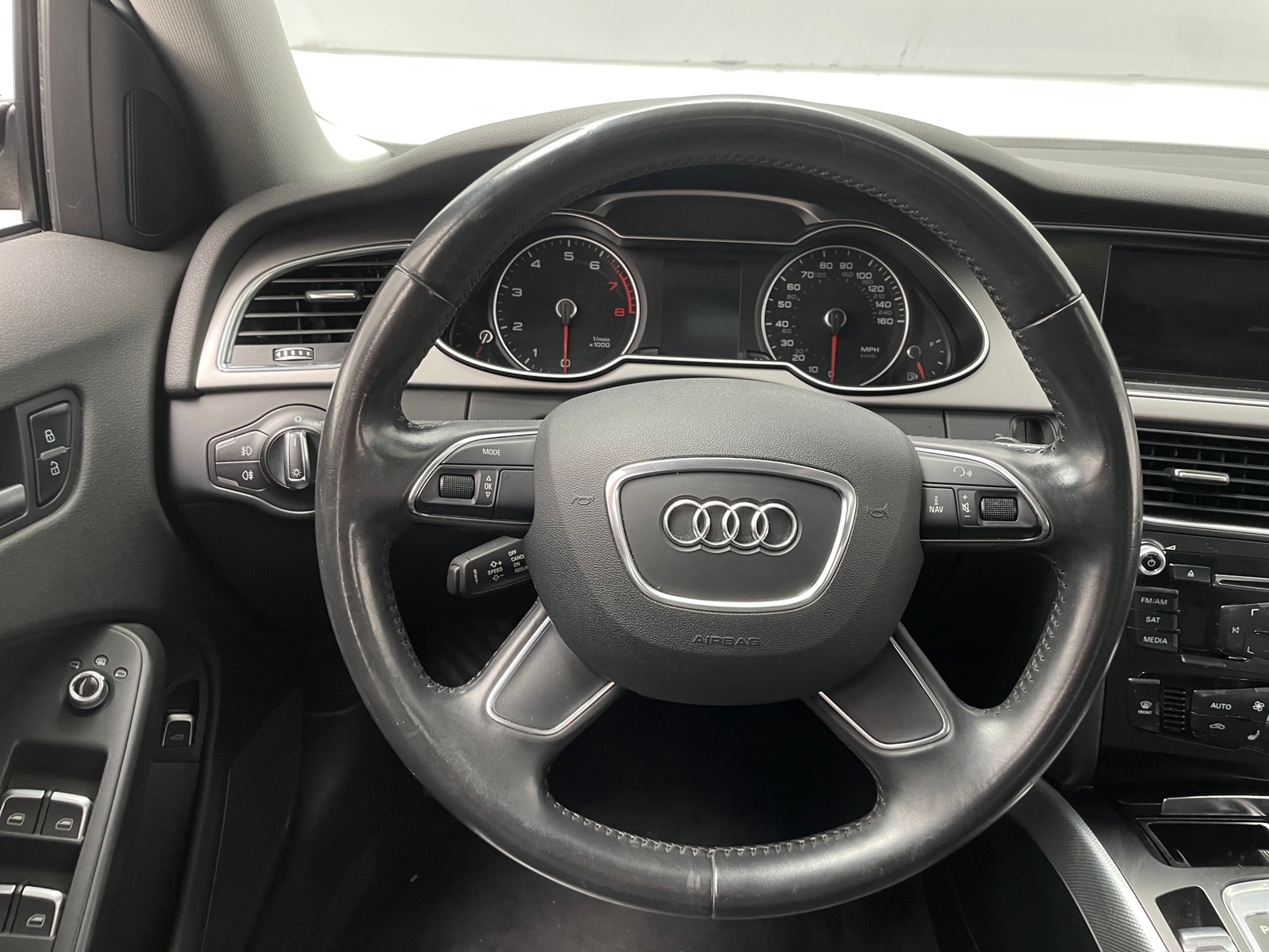 Thumbnail: 2013 Audi A4 - 4