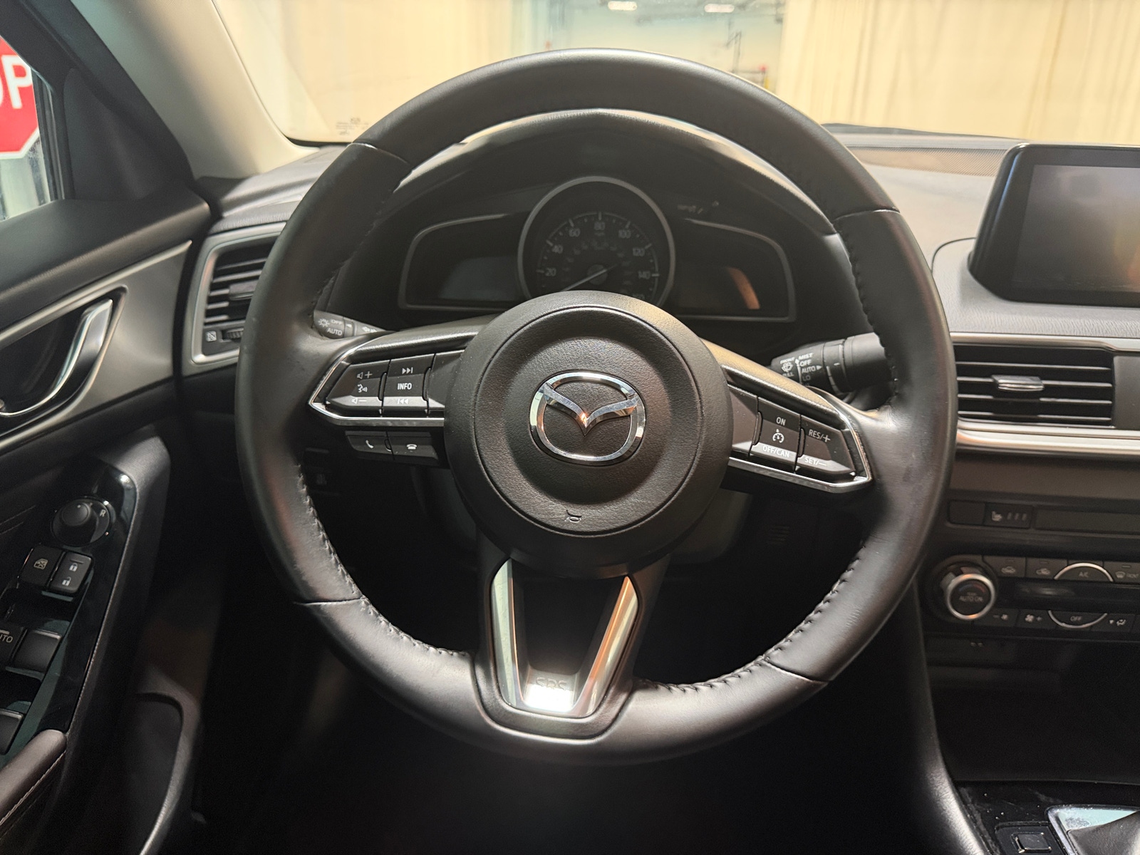 Thumbnail: 2018 Mazda Mazda3 - 4