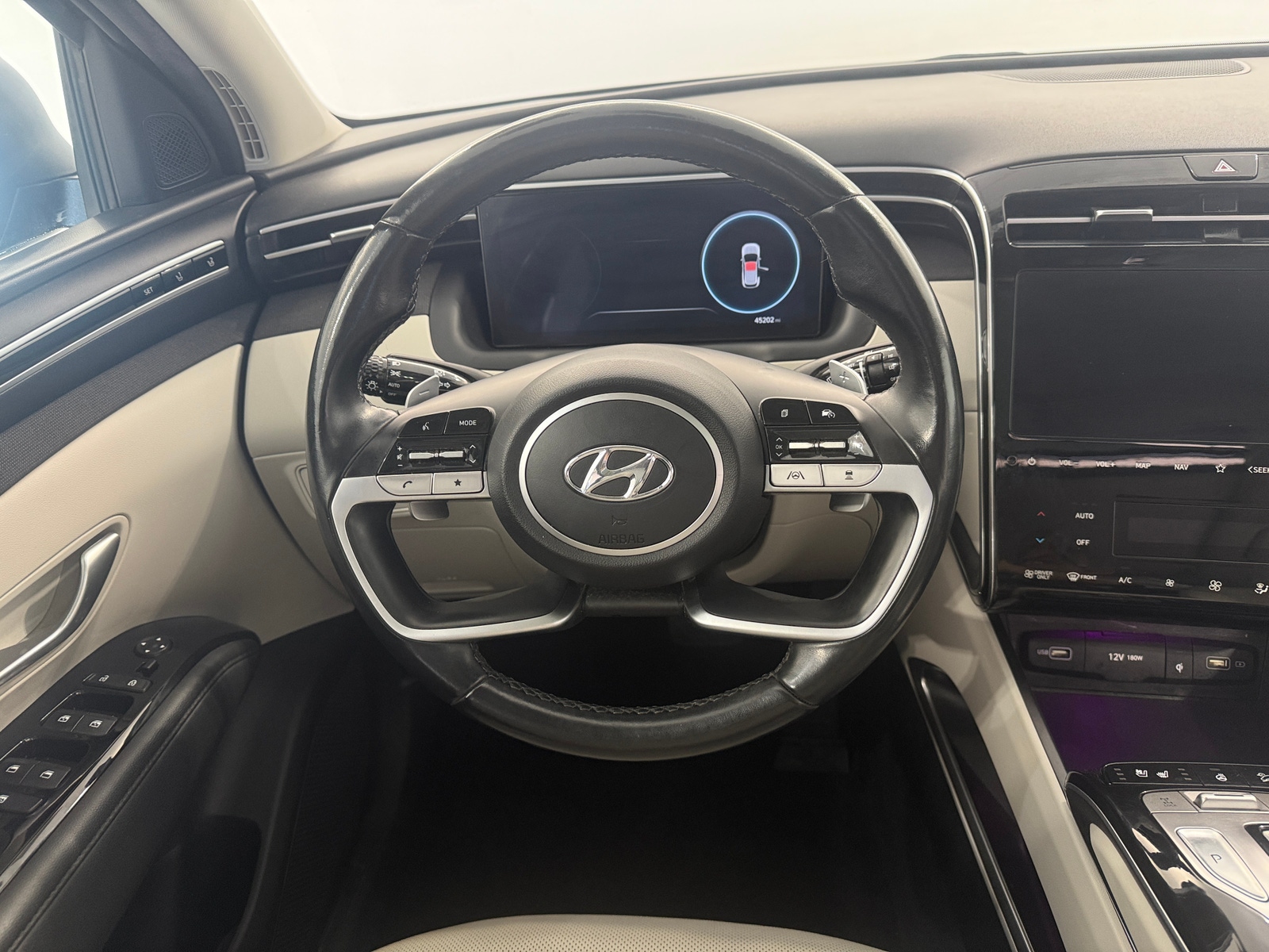Thumbnail: 2024 Hyundai Tucson - 4