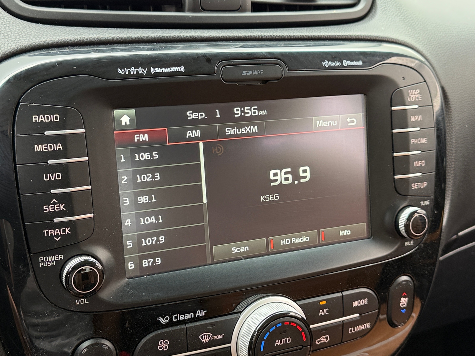 Thumbnail: 2016 Kia Soul - 3