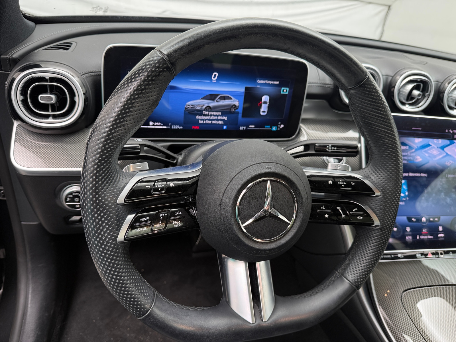 Thumbnail: 2023 Mercedes-Benz C-Class - 4