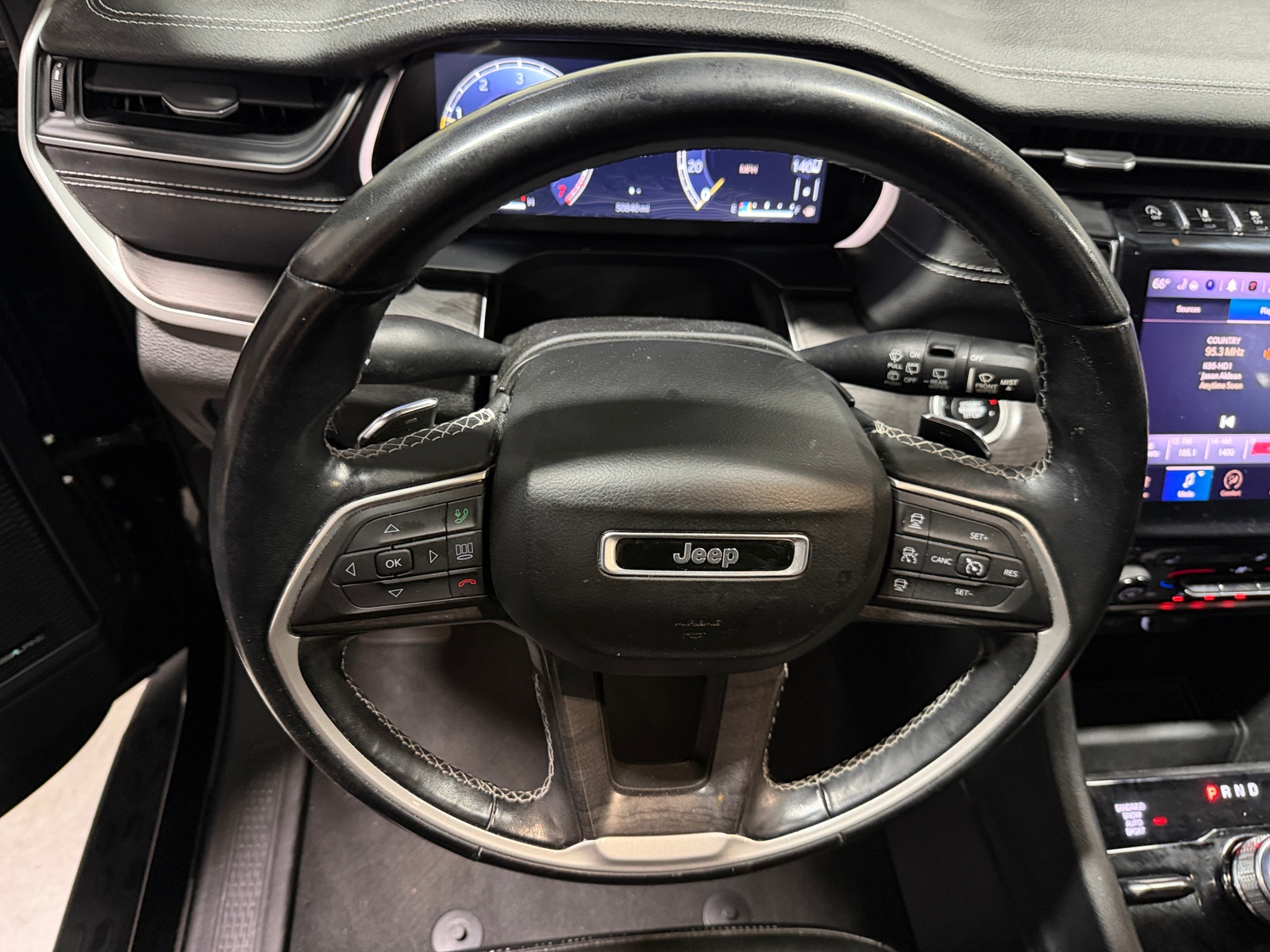 Thumbnail: 2021 Jeep Grand Cherokee L - 4