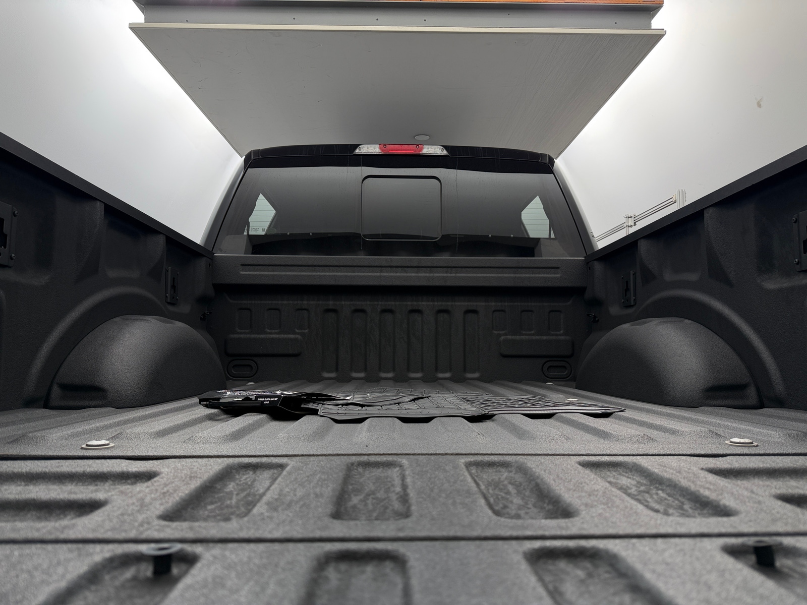 Thumbnail: 2019 Ford Econoline - 6