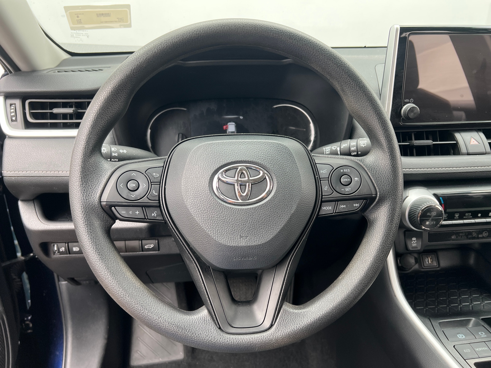 Thumbnail: 2025 Toyota RAV4 - 5