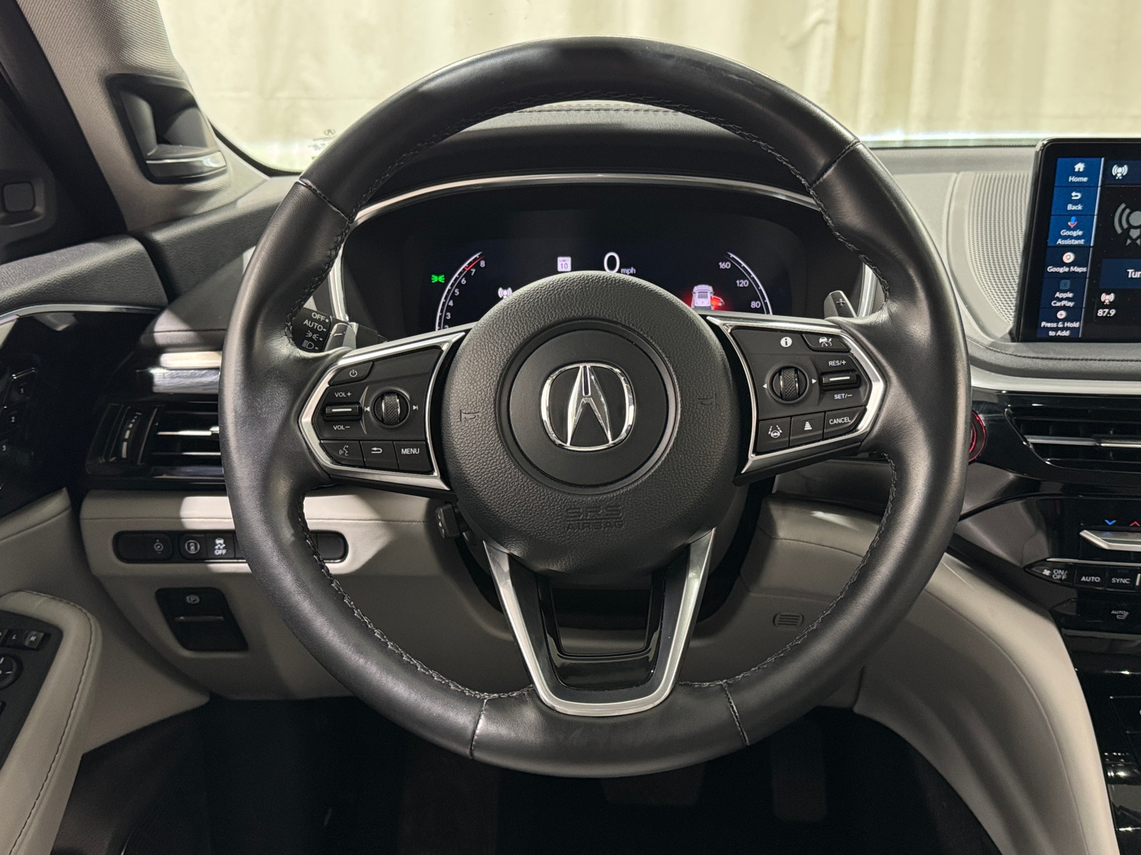 Thumbnail: 2025 Acura MDX - 4