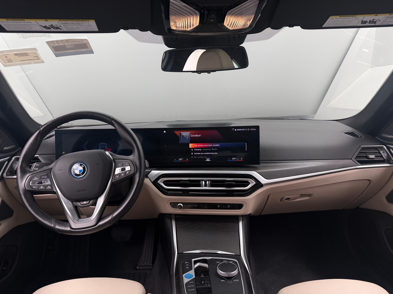 Thumbnail: 2023 BMW i4 - 2