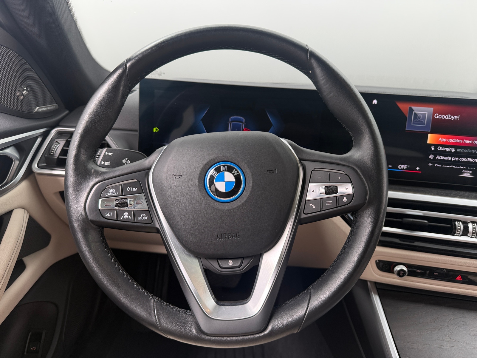 Thumbnail: 2023 BMW i4 - 4