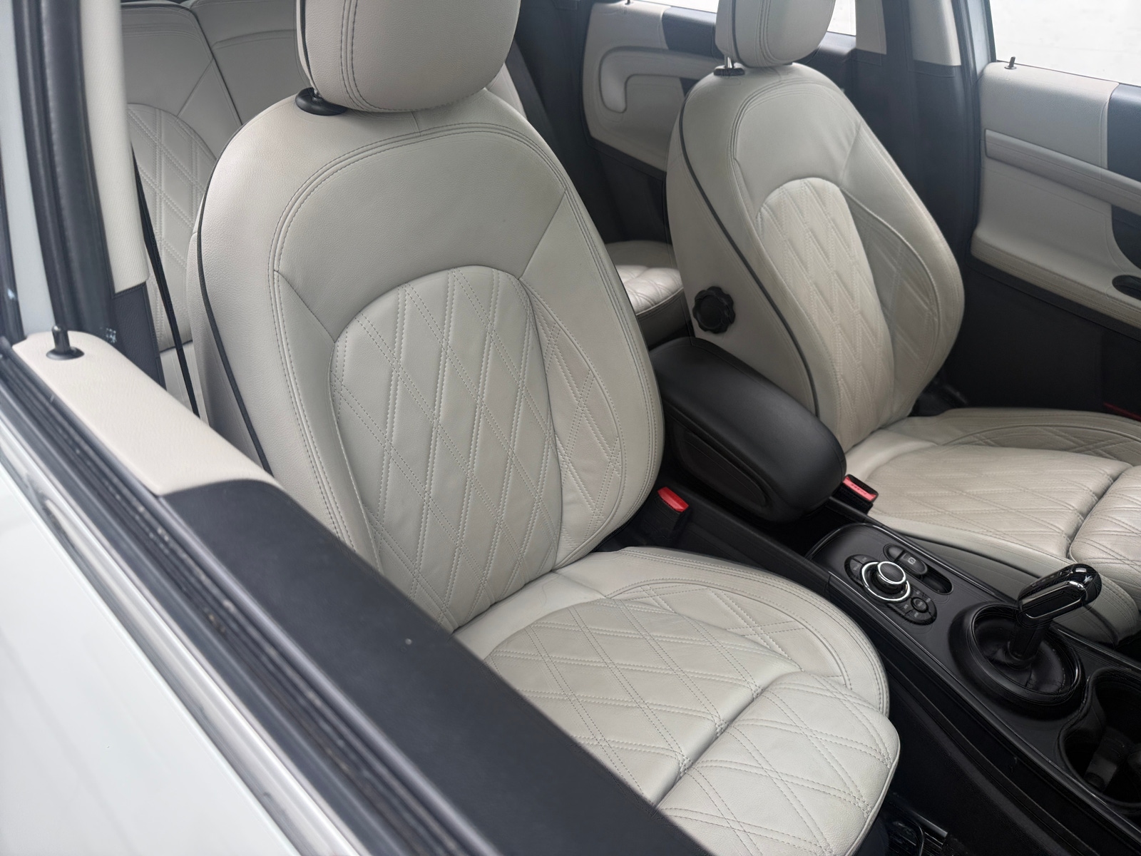 Thumbnail: 2024 MINI Cooper Countryman - 2