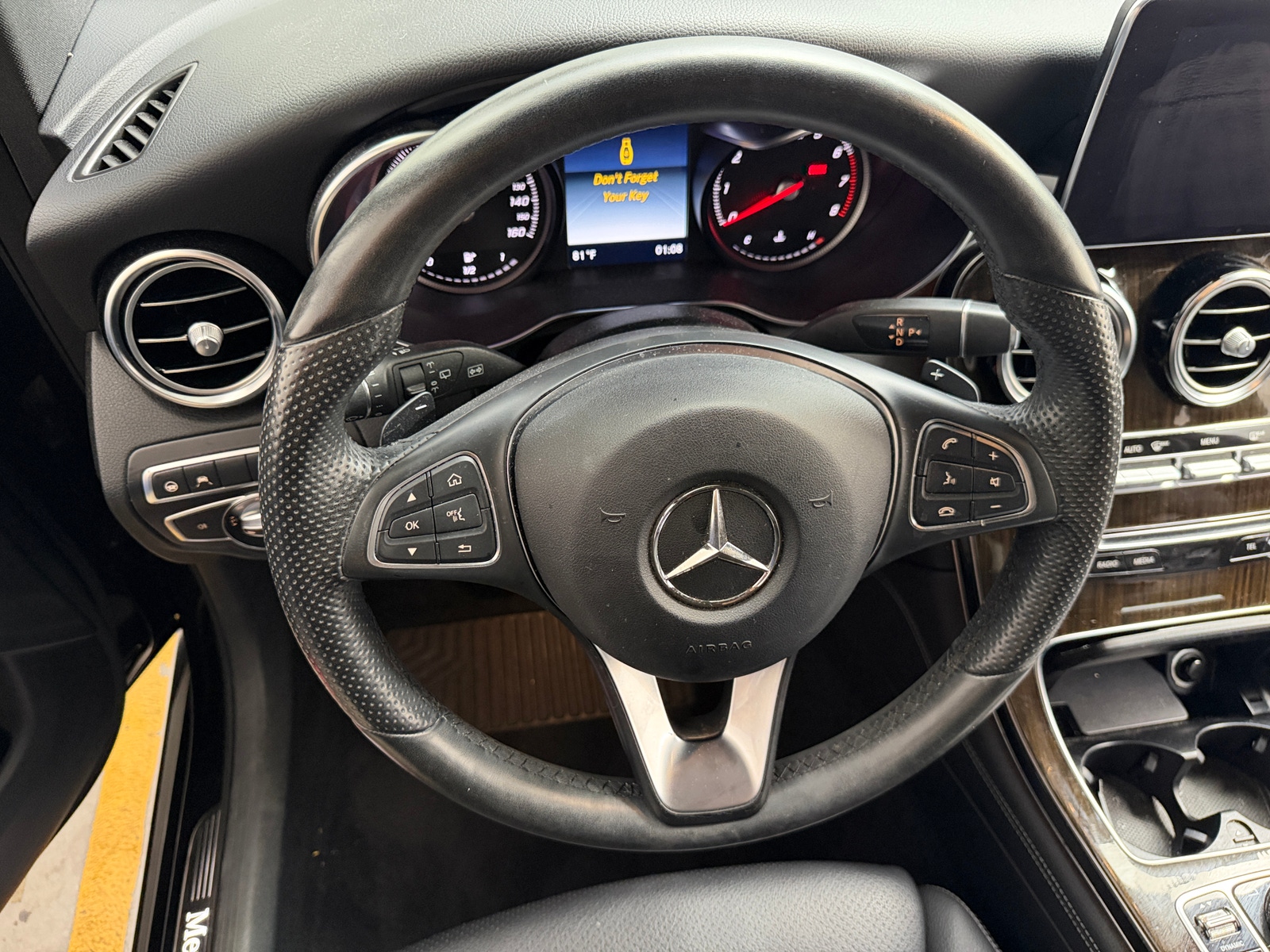 Thumbnail: 2018 Mercedes-Benz GLC - 4