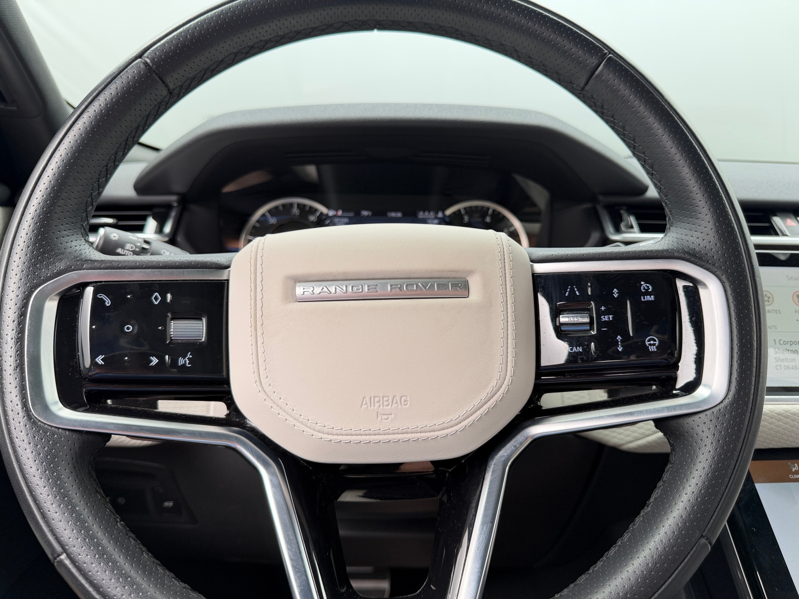 Thumbnail: 2023 Land Rover Range Rover Velar - 5