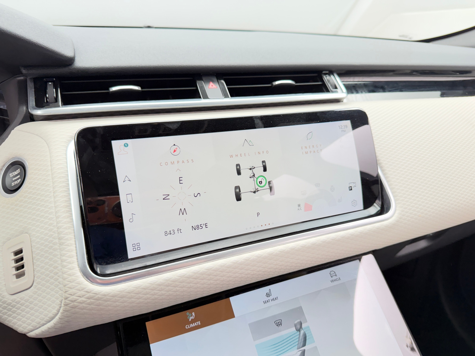 Thumbnail: 2023 Land Rover Range Rover Velar - 4