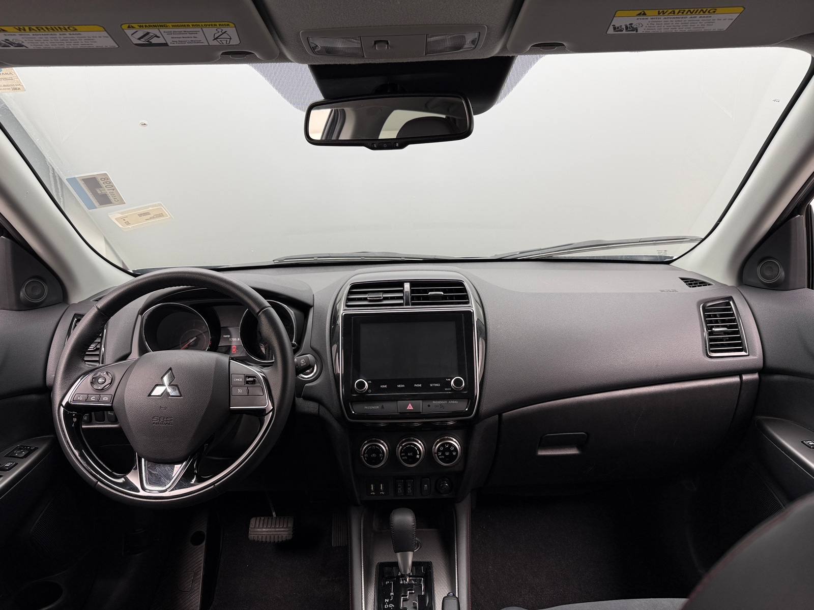 Thumbnail: 2025 Mitsubishi Outlander Sport - 3