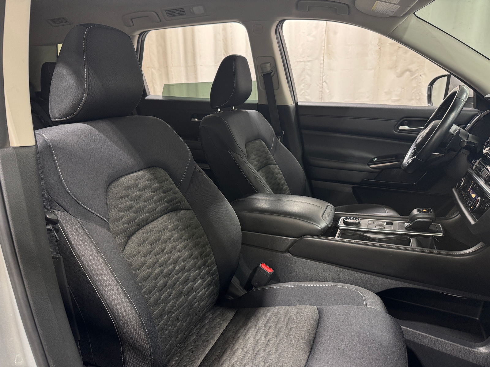 Thumbnail: 2022 Nissan Pathfinder - 2