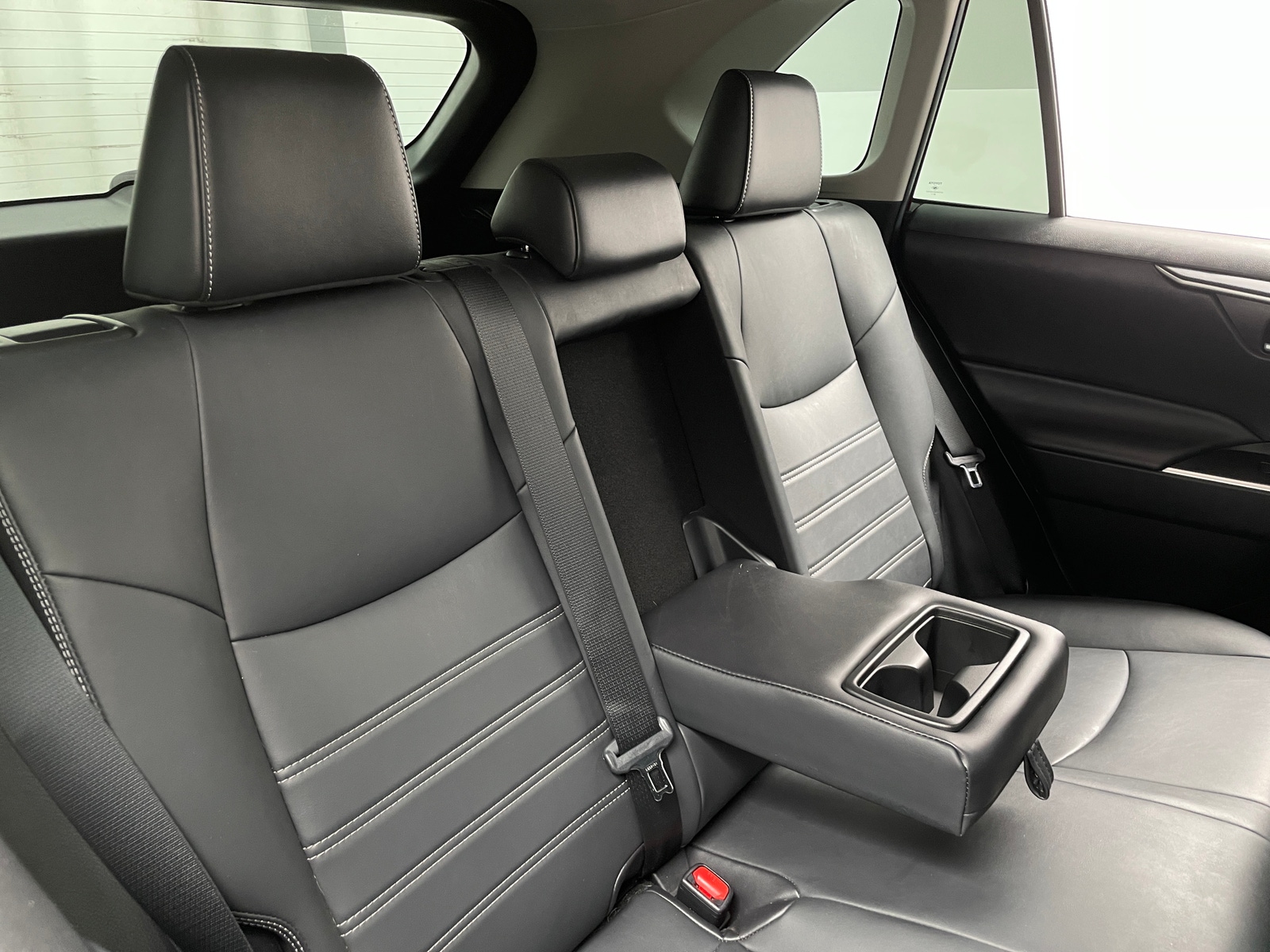 Thumbnail: 2021 Toyota RAV4 - 5