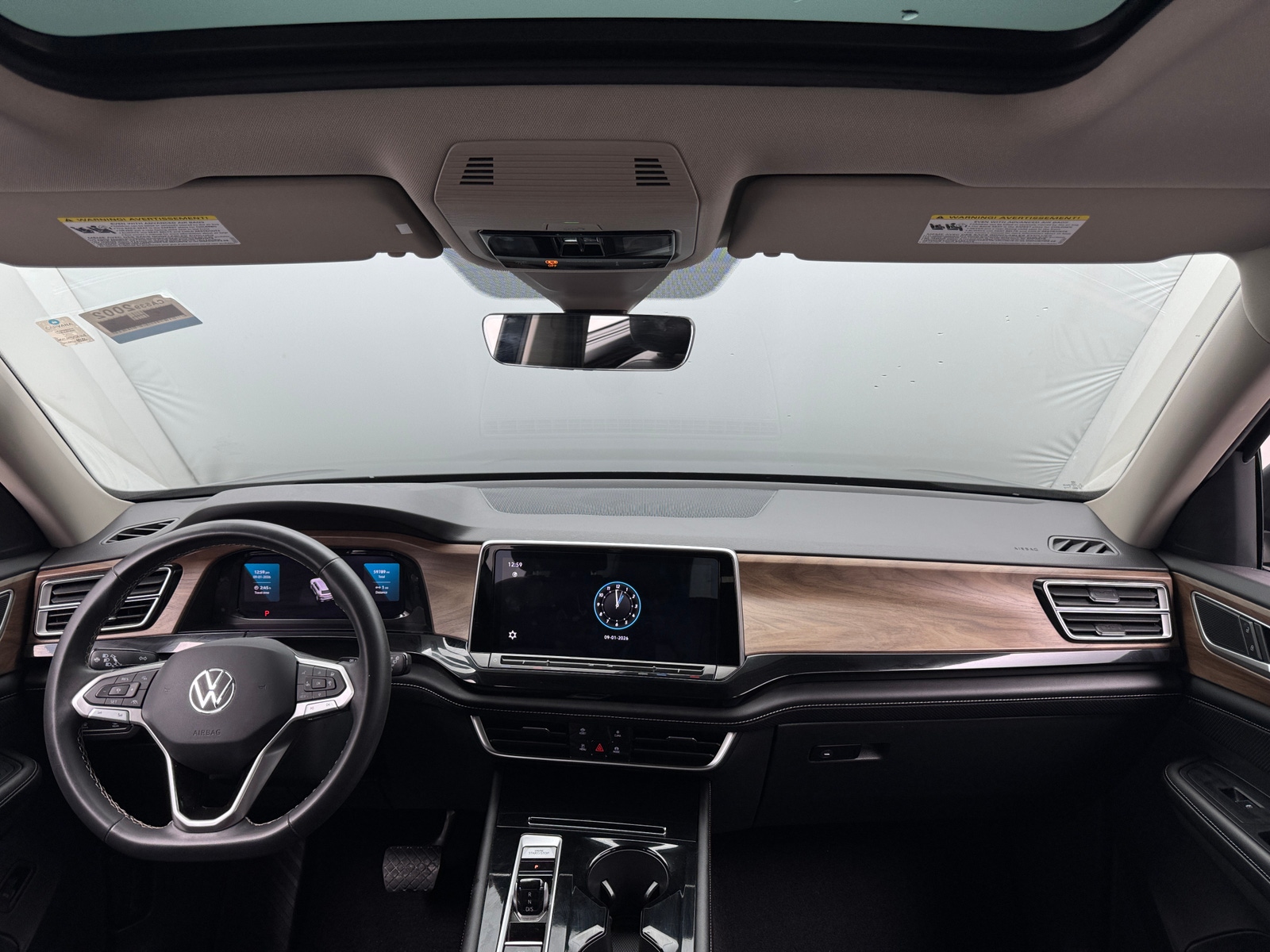Thumbnail: 2024 Volkswagen Atlas - 3