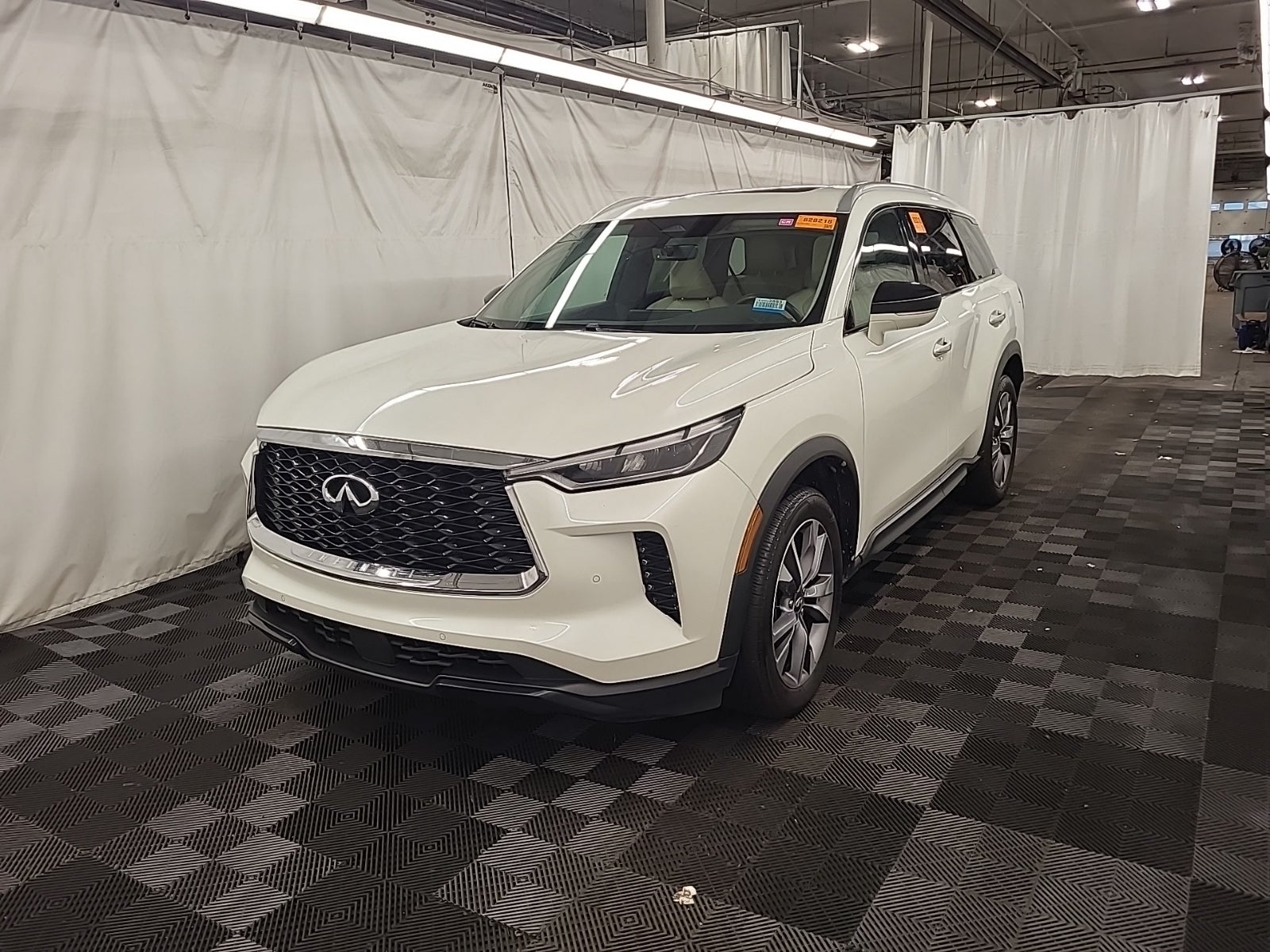 2024 Infiniti QX60 Luxe