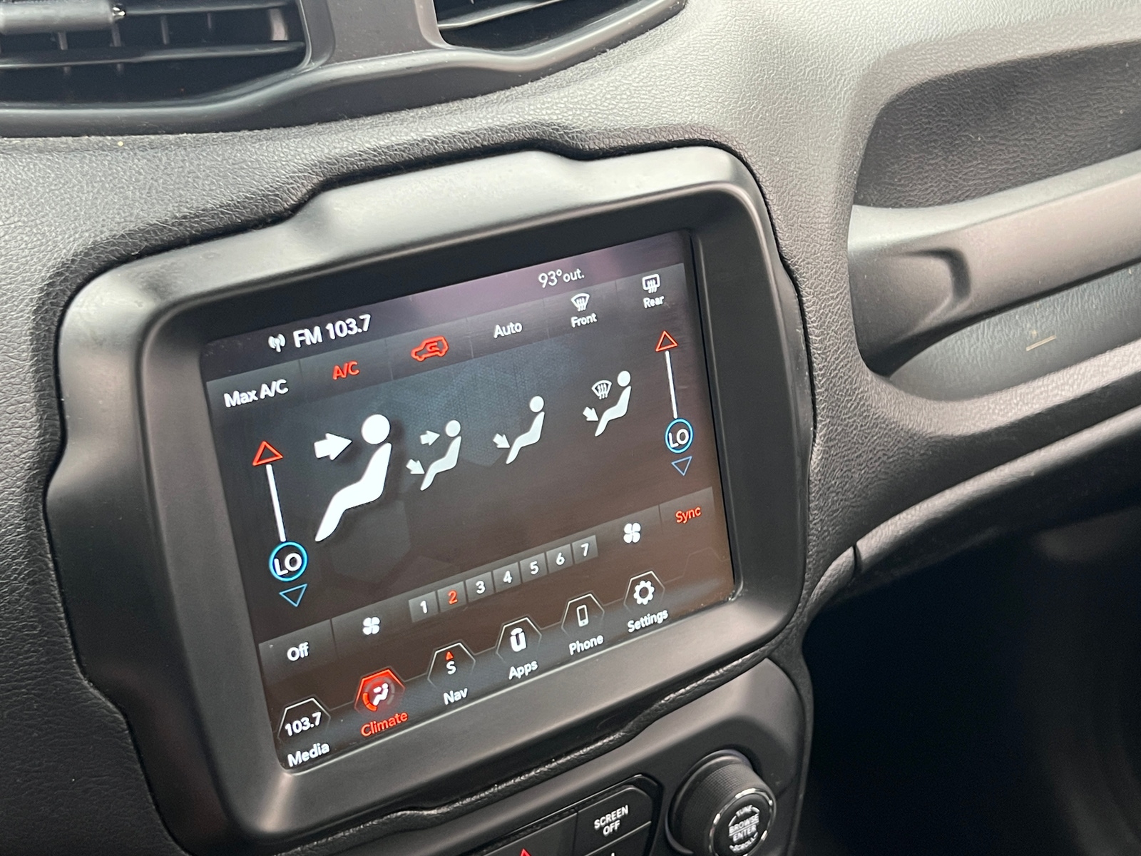 Thumbnail: 2022 Jeep Renegade - 4