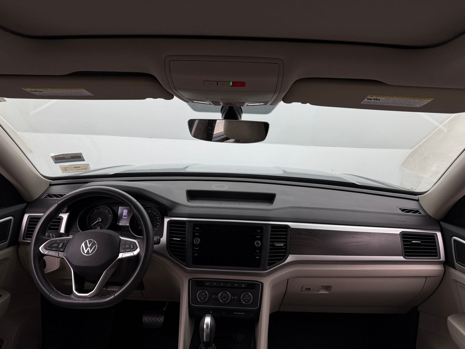 Thumbnail: 2021 Volkswagen Atlas - 3