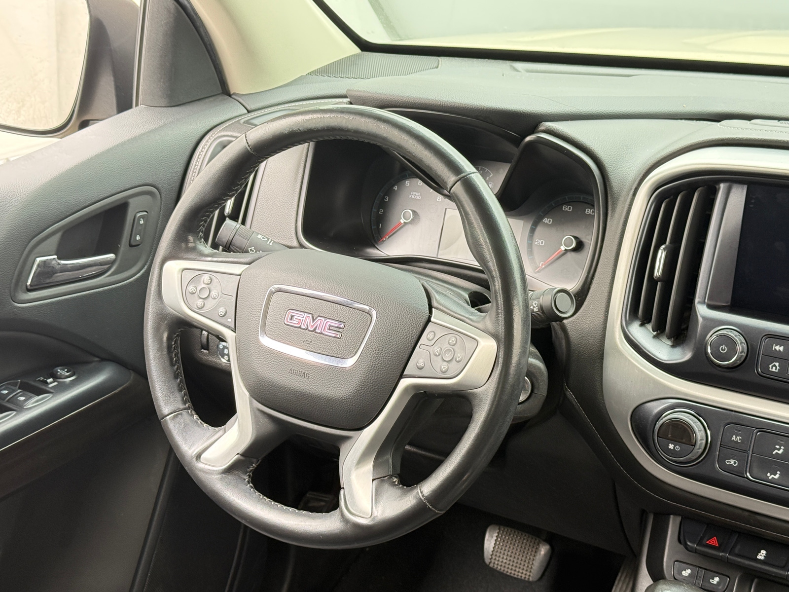 Thumbnail: 2022 GMC Canyon - 4