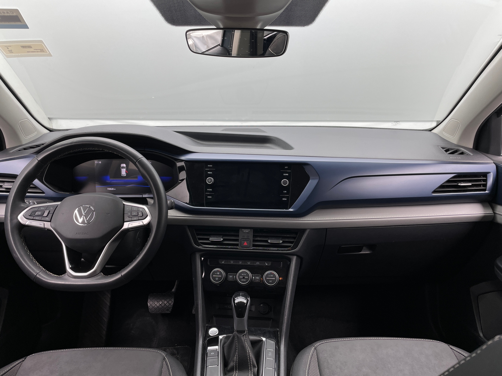 Thumbnail: 2024 Volkswagen Taos - 3