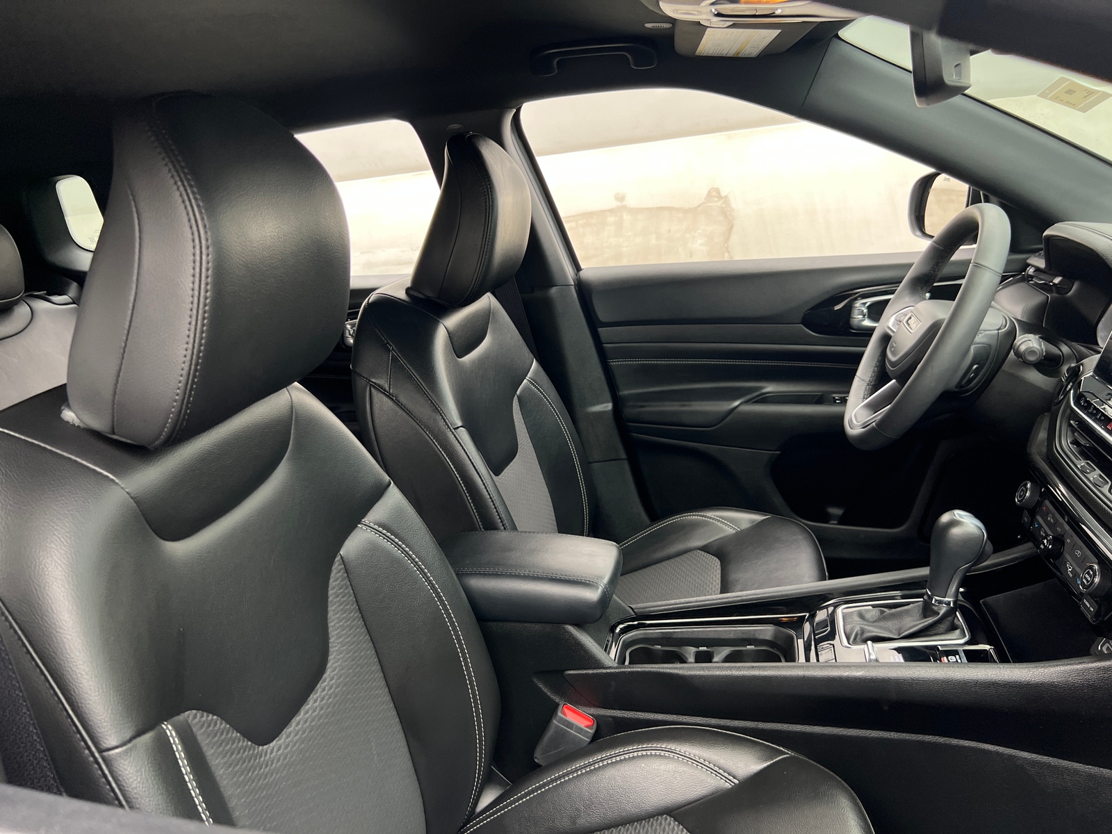 Thumbnail: 2023 Jeep Compass - 2
