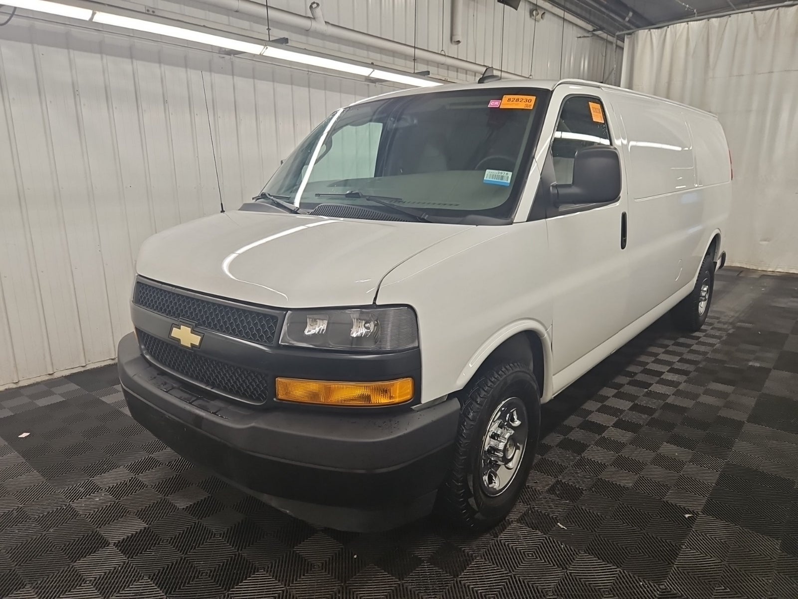 2022 Chevrolet Express 2500 LWB