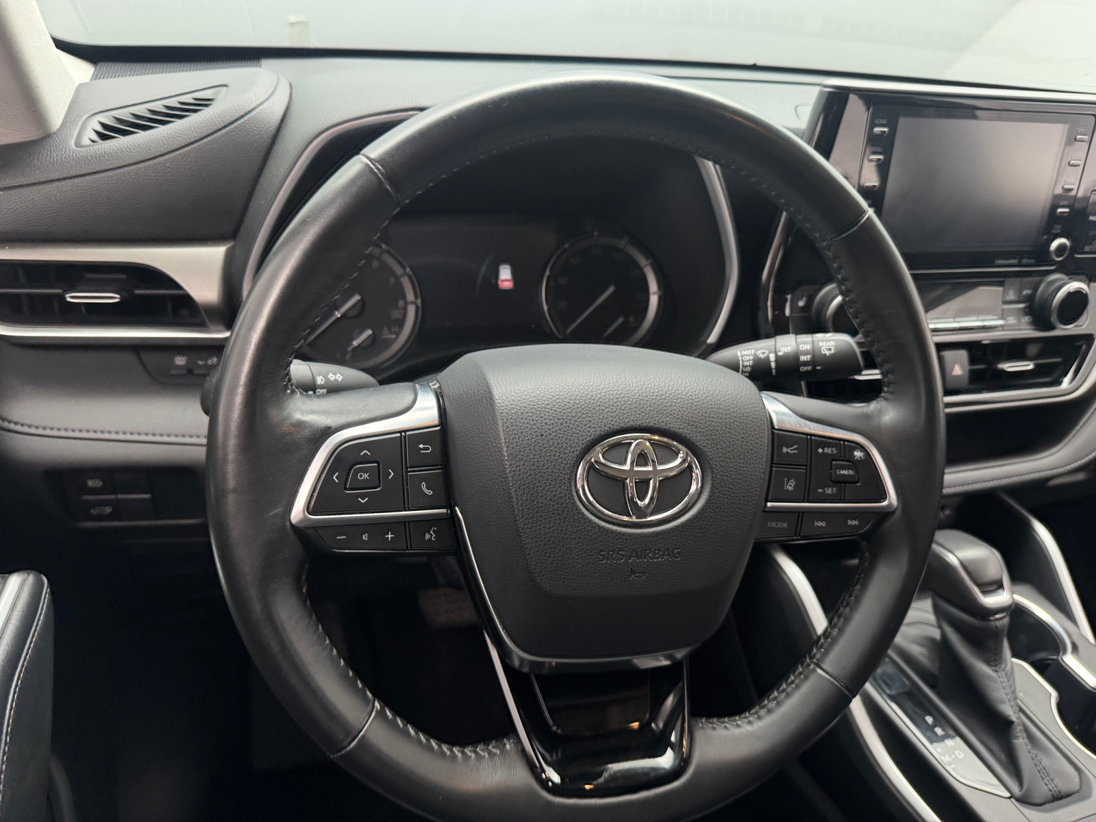 Thumbnail: 2020 Toyota Highlander - 4