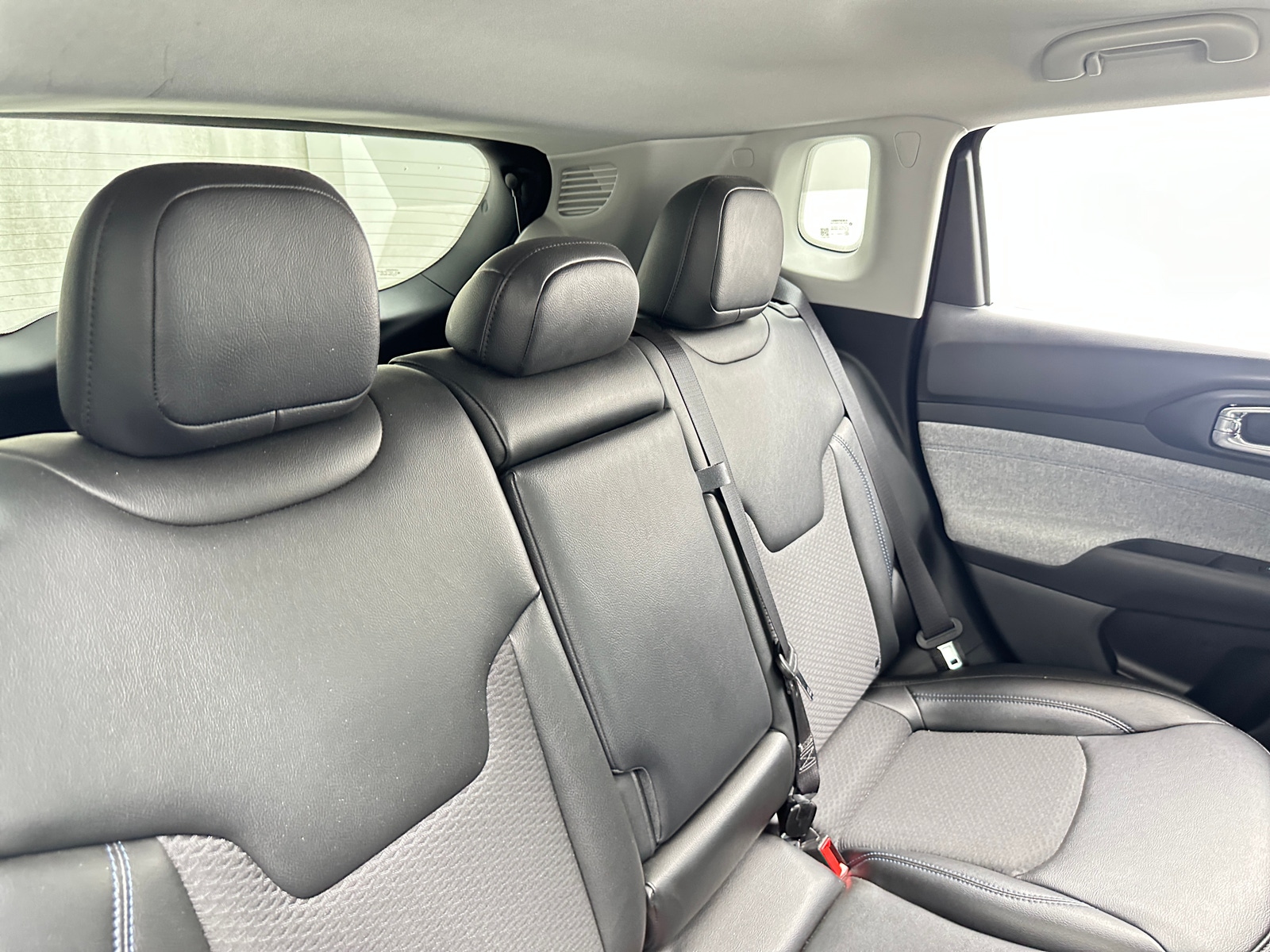 Thumbnail: 2022 Jeep Compass - 6