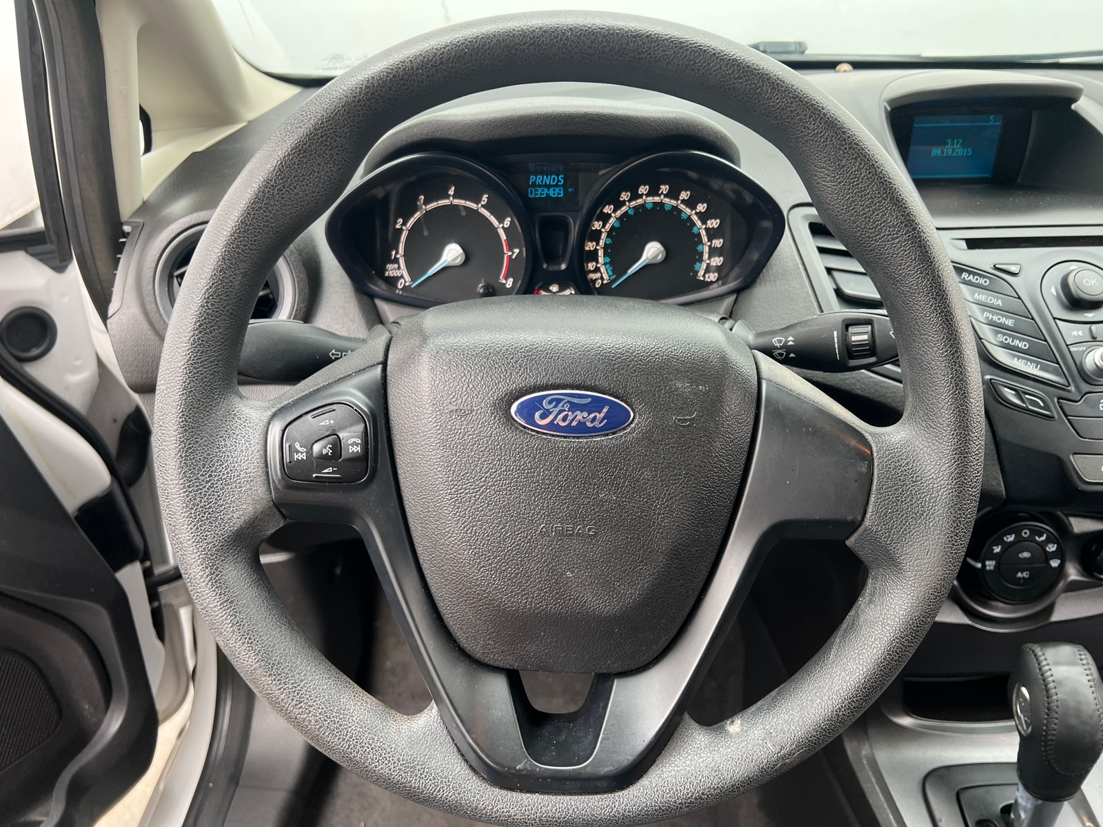 Thumbnail: 2015 Ford Fiesta - 5